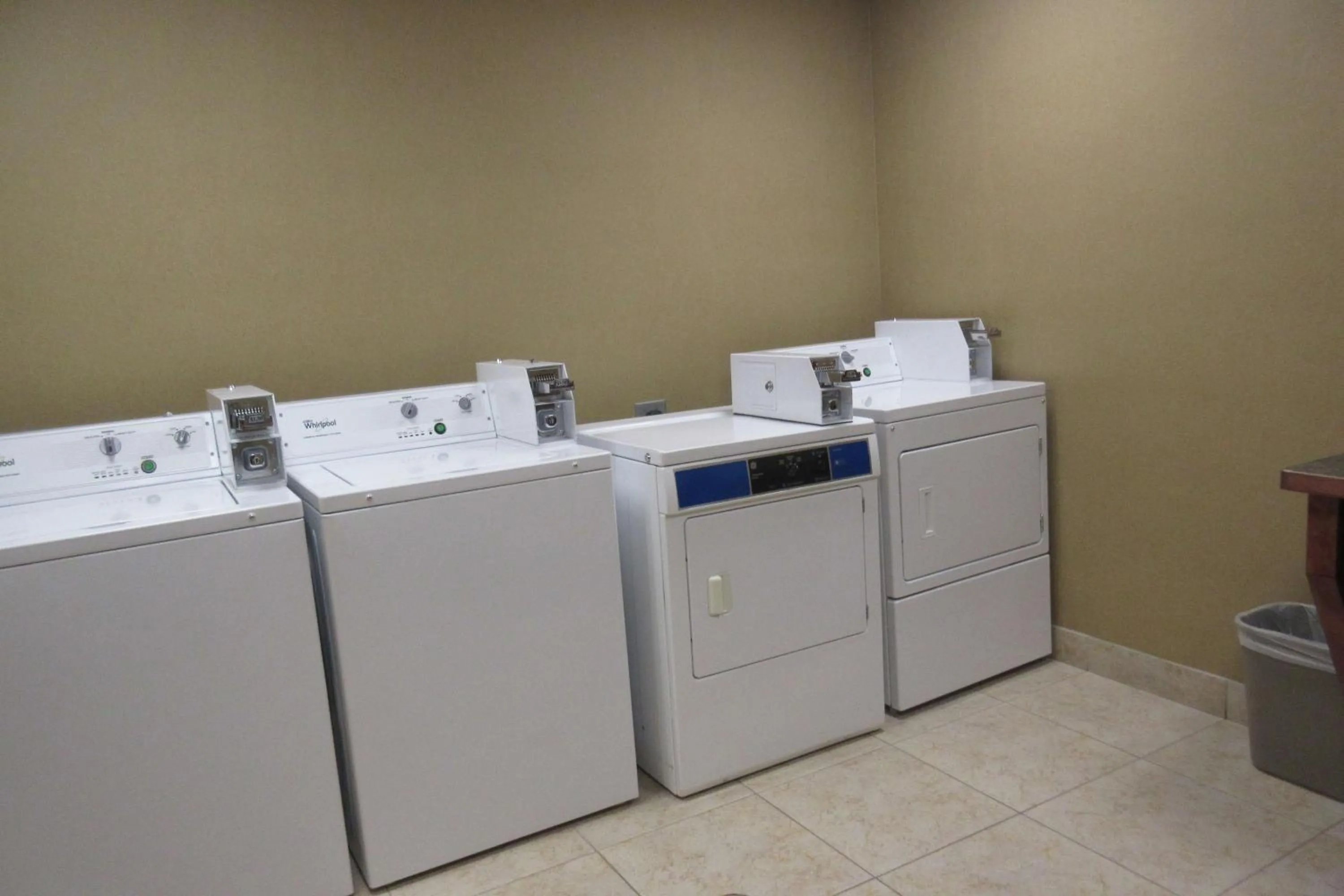 Property building in Best Western Plus Ponderay Mountain Lodge Sandpoint