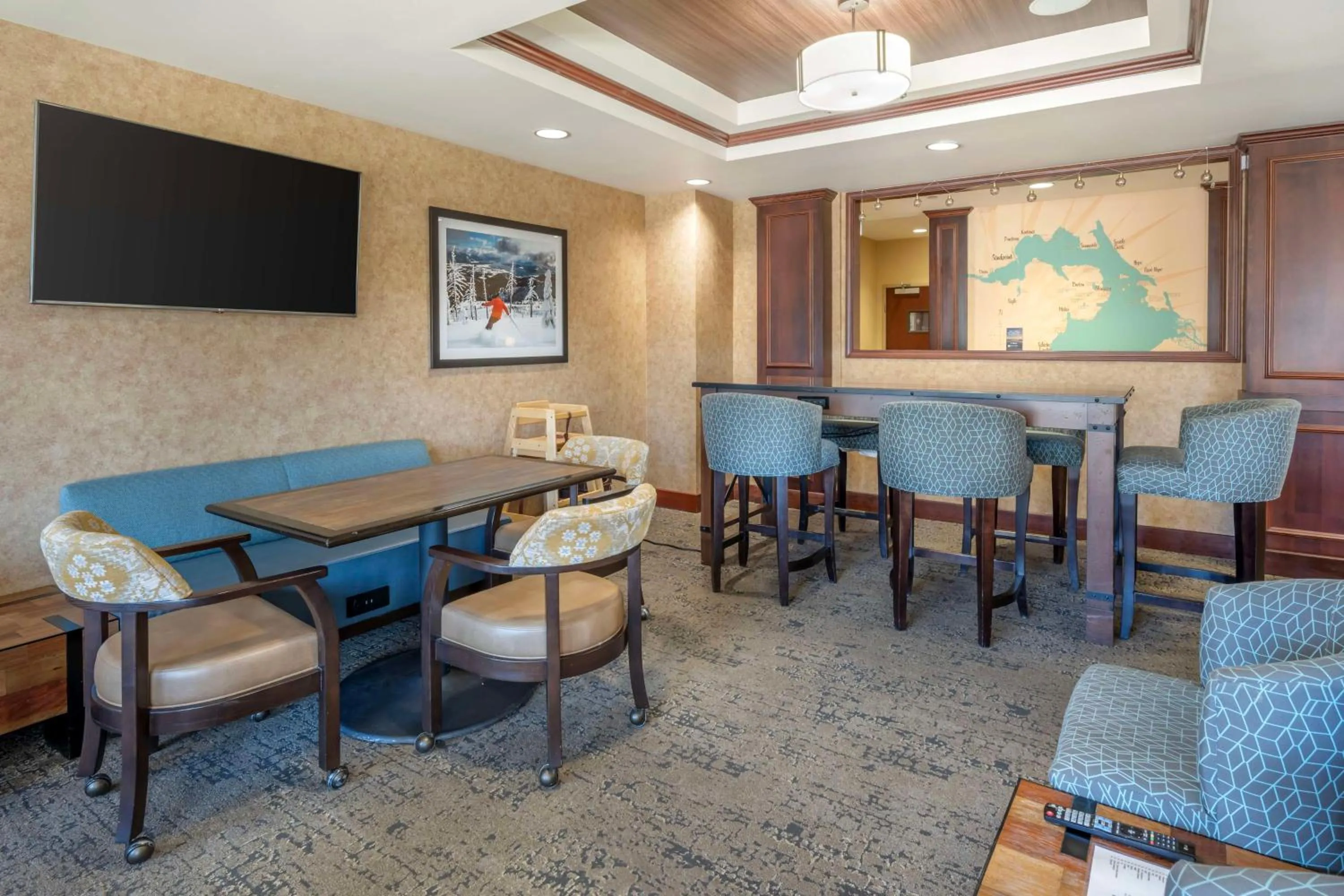 Lobby or reception in Best Western Plus Ponderay Mountain Lodge Sandpoint