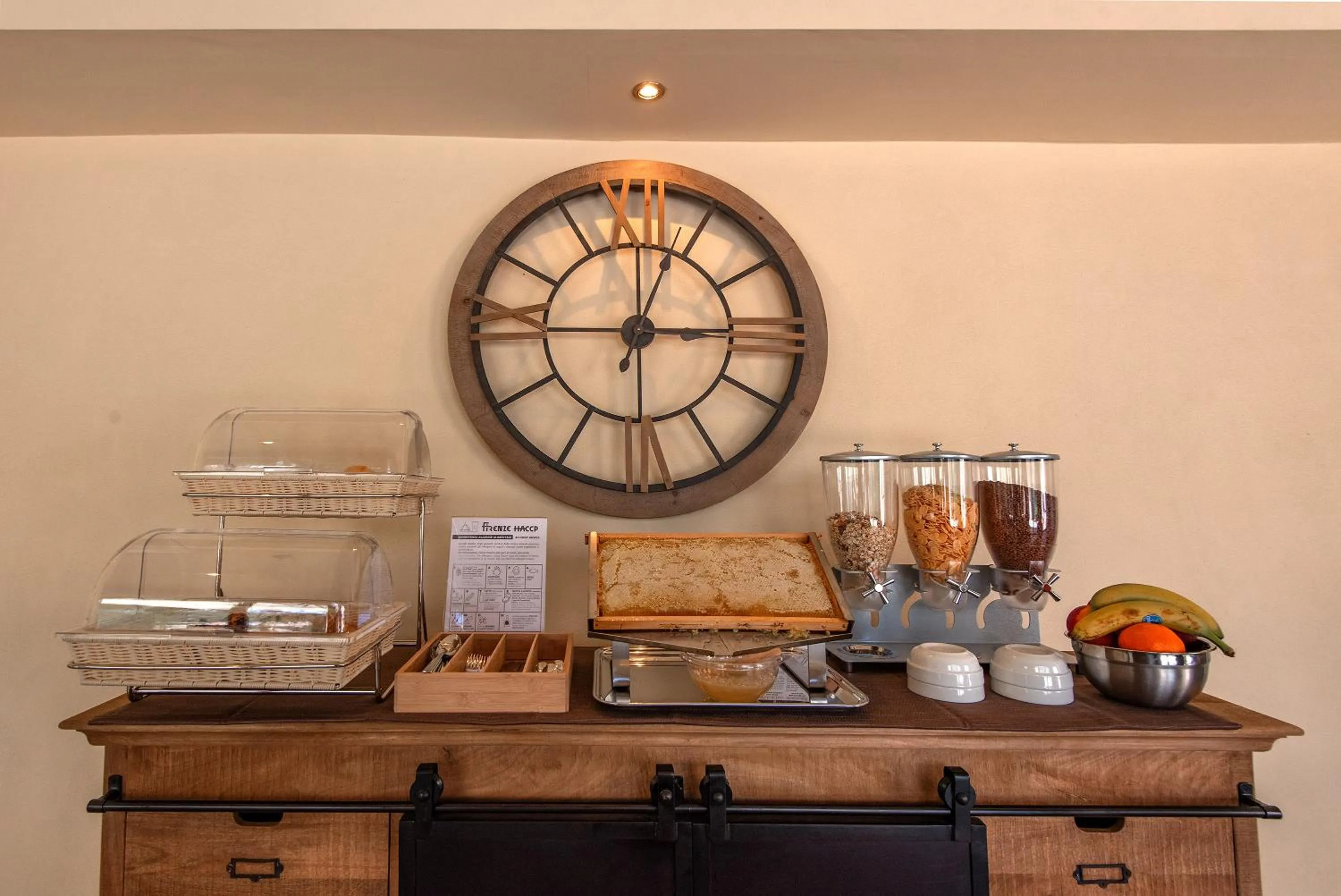 Buffet breakfast in Borgo di Villa Cellaia Resort & SPA