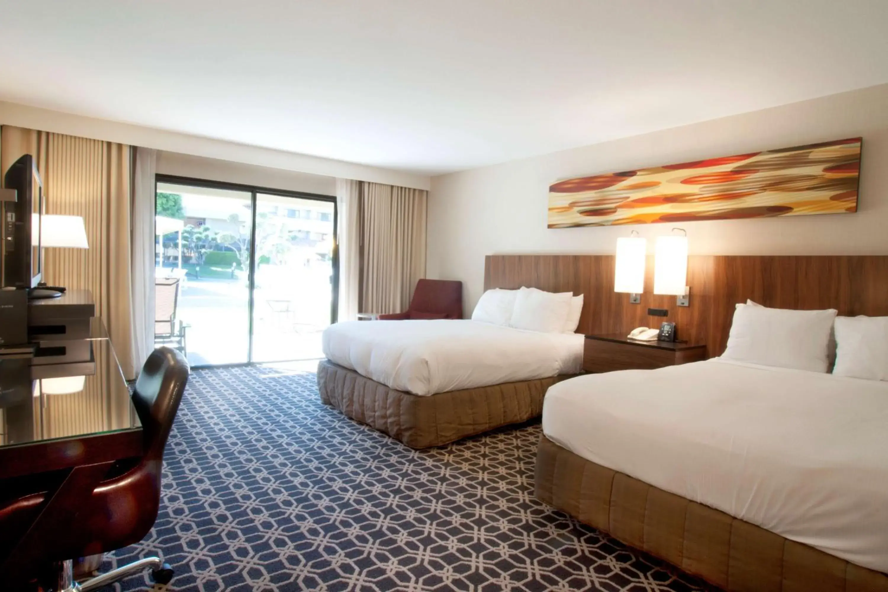 Bedroom, Bed in Hilton Palm Springs Bedroom, Bed in Hilton Palm Springs