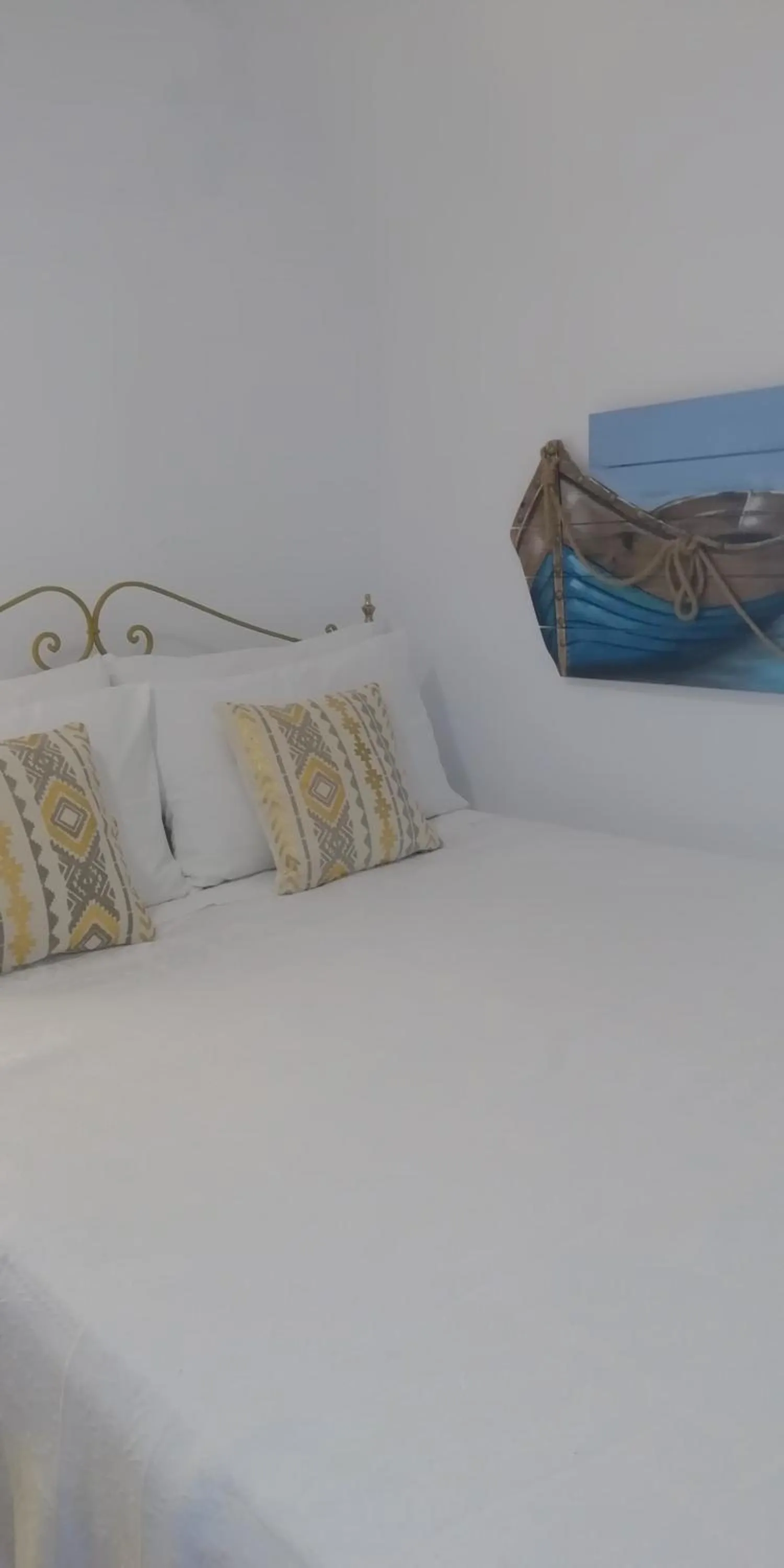 Property building in Fotinos Houses