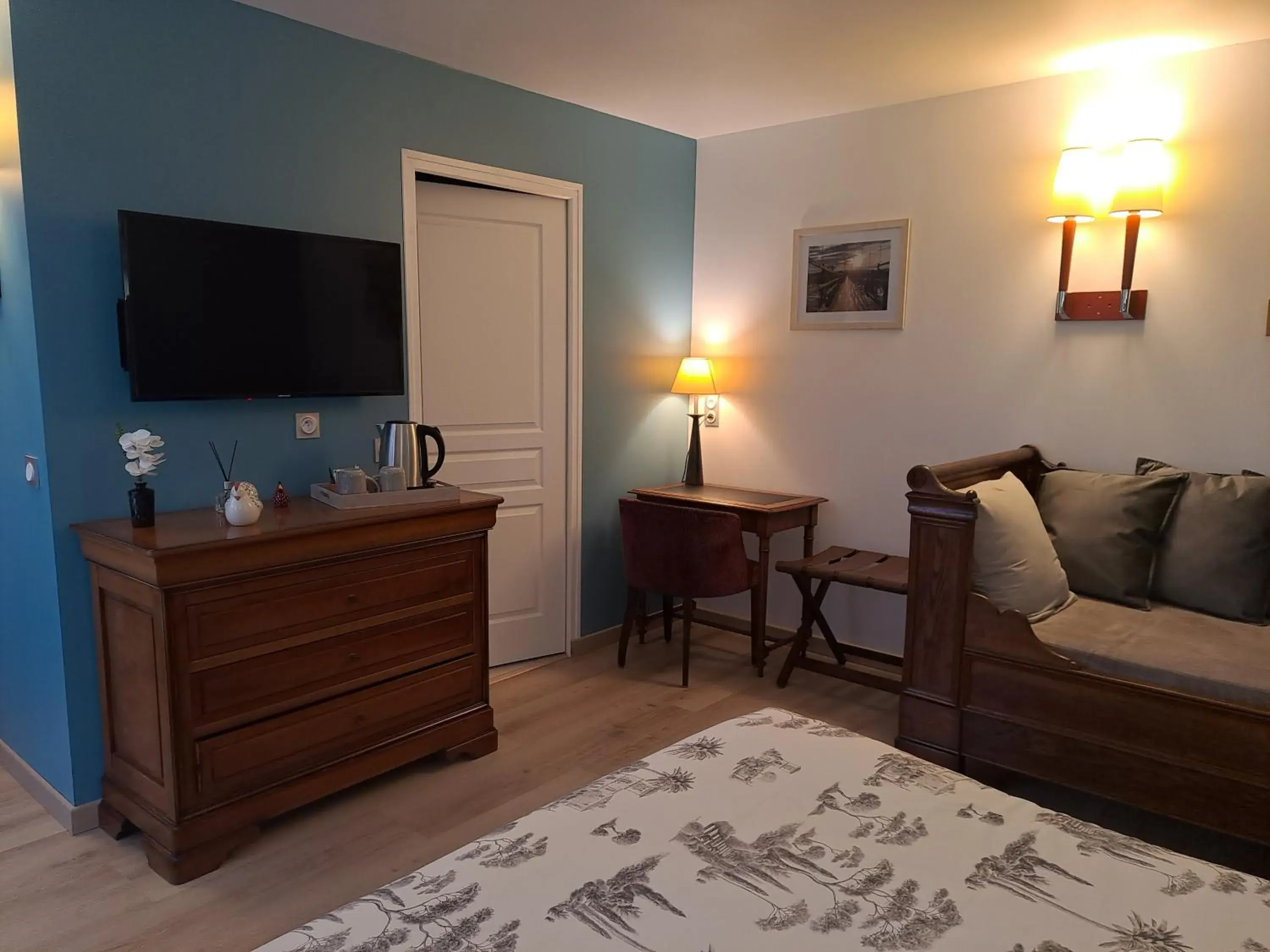 Deluxe Family Room - single occupancy in le domaine du chaffard Deluxe Family Room - single occupancy in le domaine du chaffard