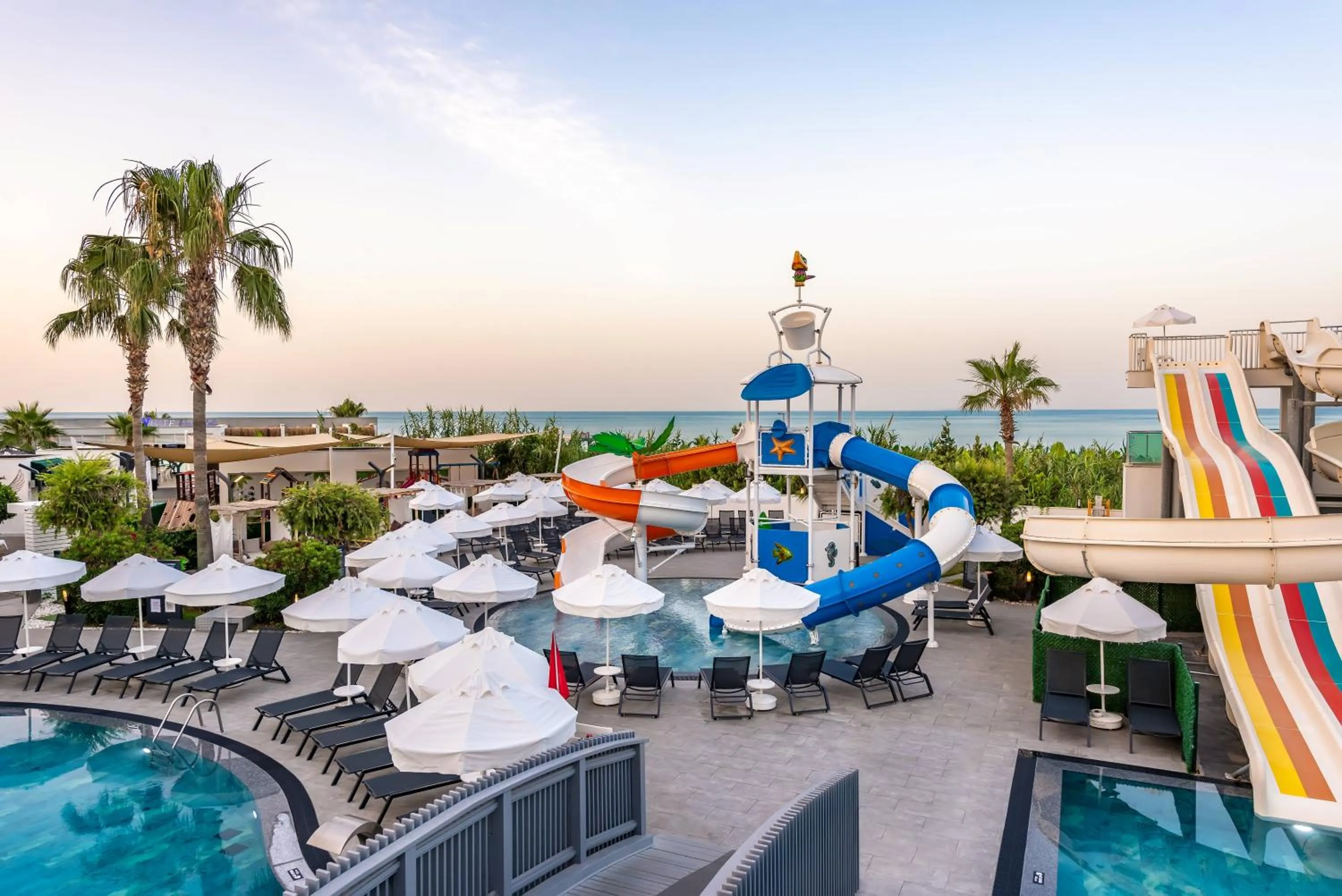 Swimming pool in White City Resort Hotel - Ultra All Inclusive