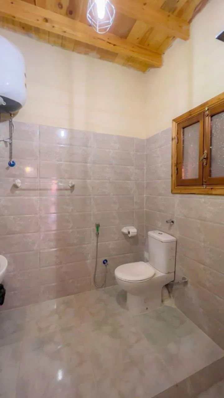Shower in Zad El Mosafer Guest House