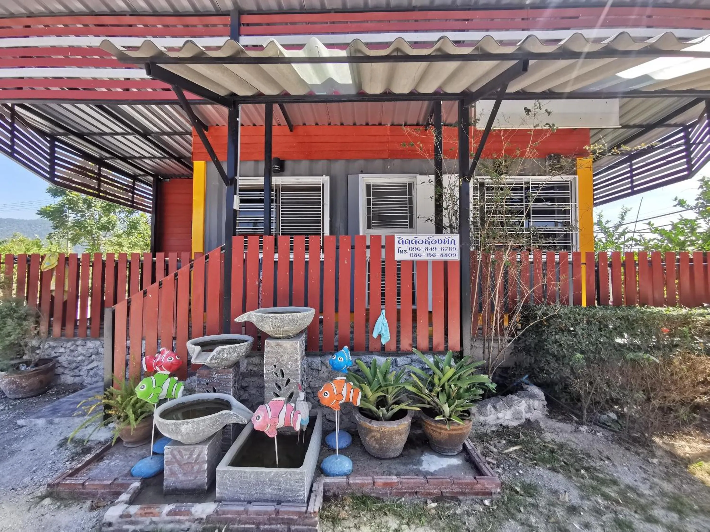 Facade/entrance in Viman Resort