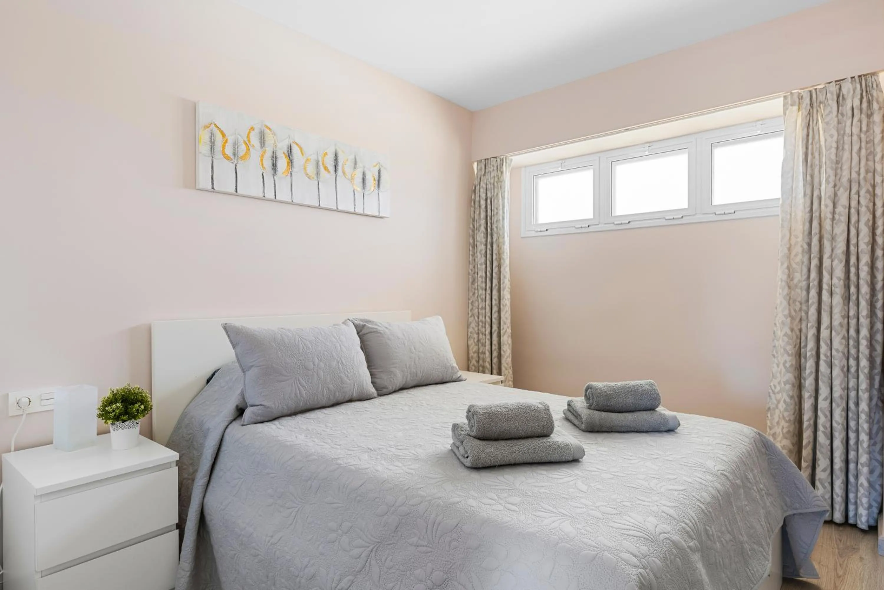 Bed in Arenas Negras Playa La Arena, Newly Renovated