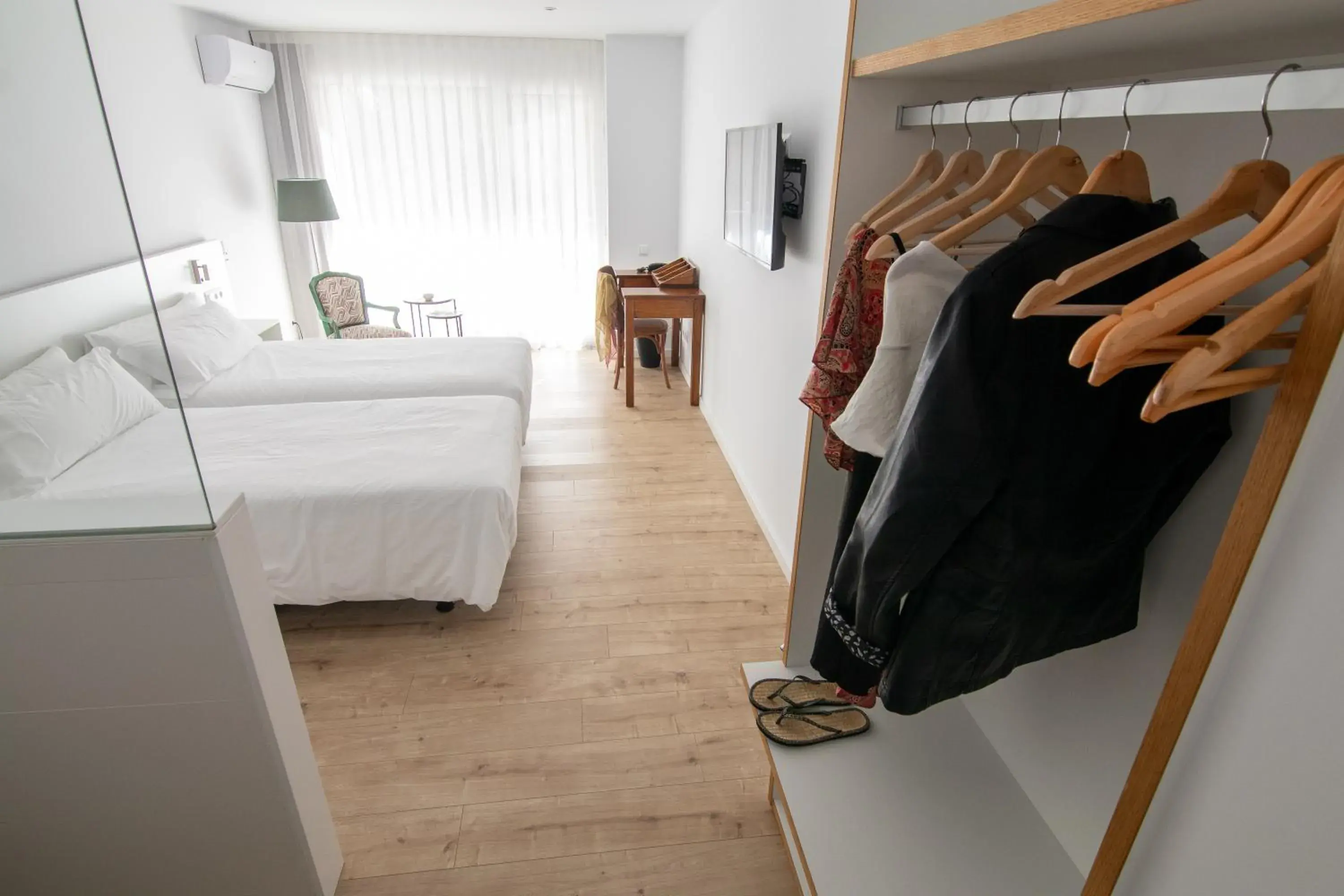 Double Room with Balcony and Partial Sea View in Hotel hcp Double Room with Balcony and Partial Sea View in Hotel hcp