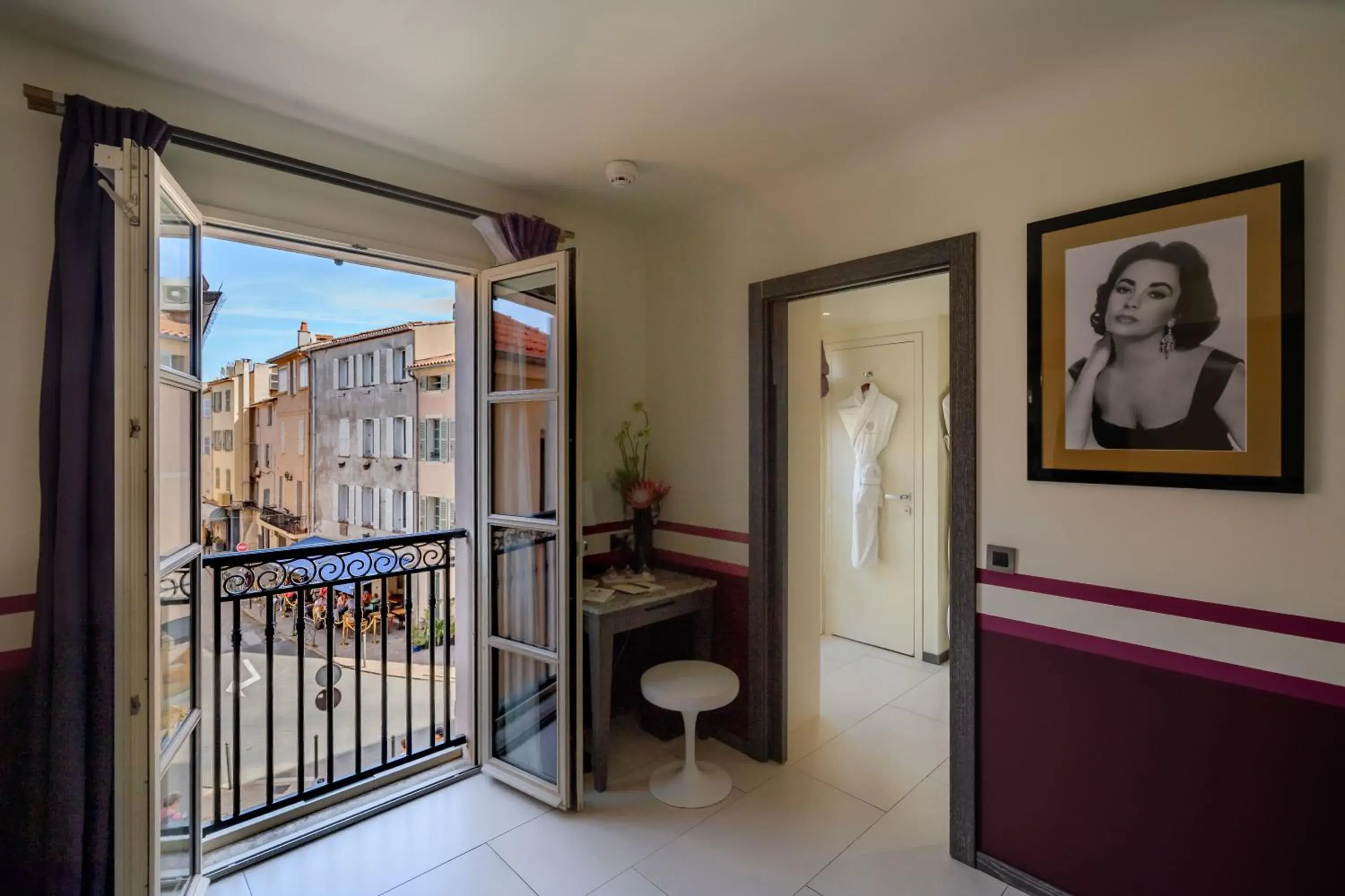 Suite in Hôtel de Paris Saint-Tropez Suite in Hôtel de Paris Saint-Tropez