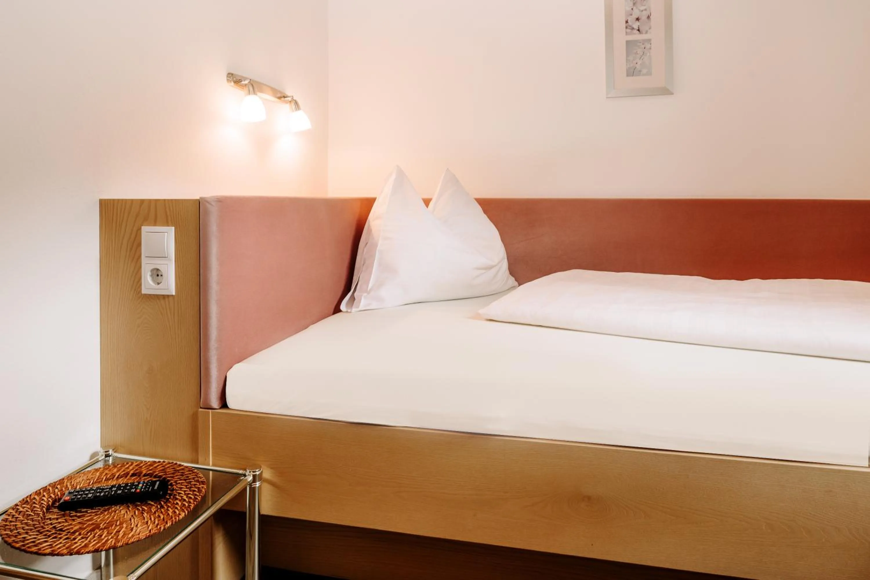 Bed in Hotel Garni Tannenhof