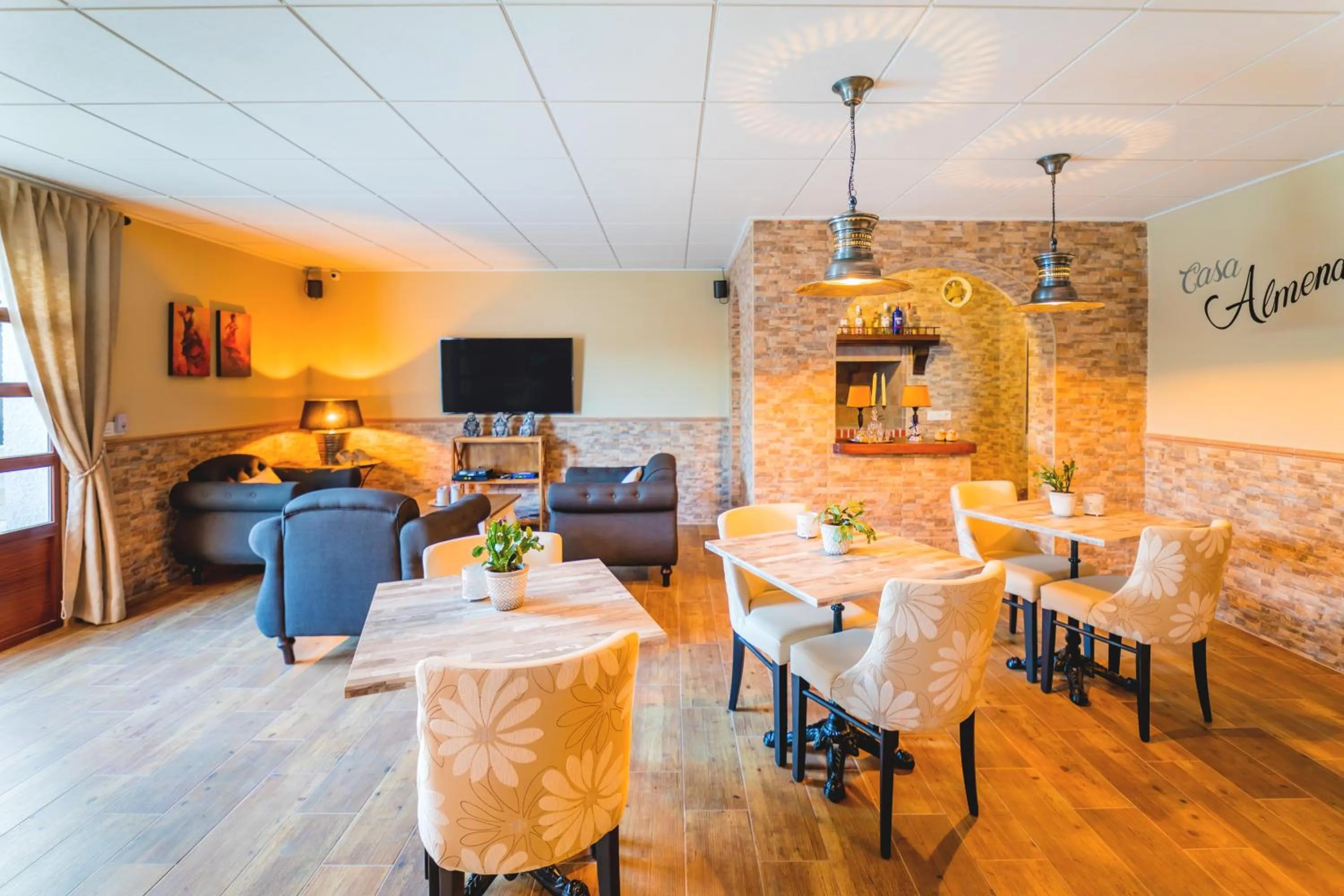 Communal lounge/ TV room in Casa Almendros