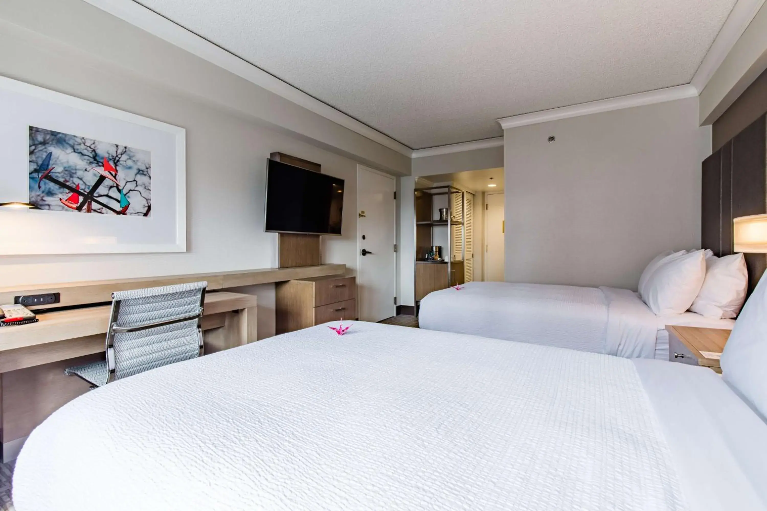 Bedroom, Bed in Coast Seattle Downtown Hotel by APA Bedroom, Bed in Coast Seattle Downtown Hotel by APA