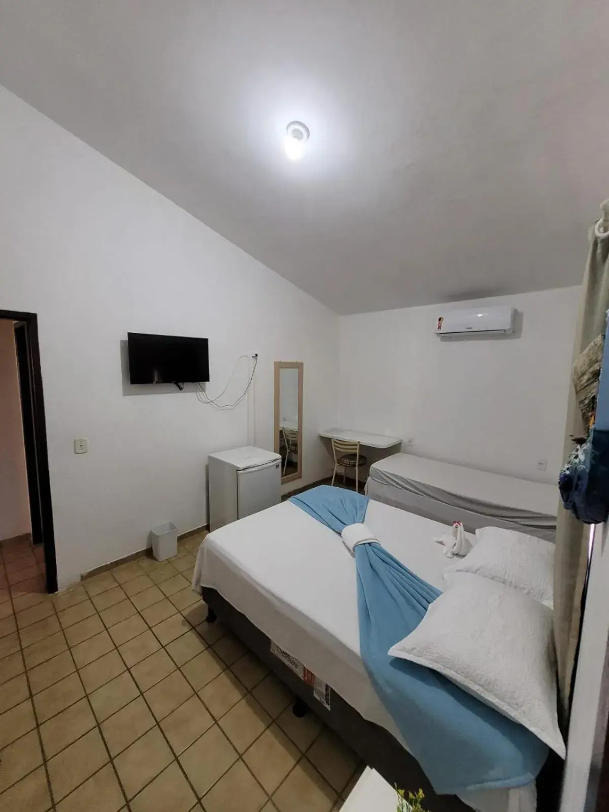 Deluxe Double Room (2 Adults + 1 Child) in Pousada Águas Marinhas Deluxe Double Room (2 Adults + 1 Child) in Pousada Águas Marinhas