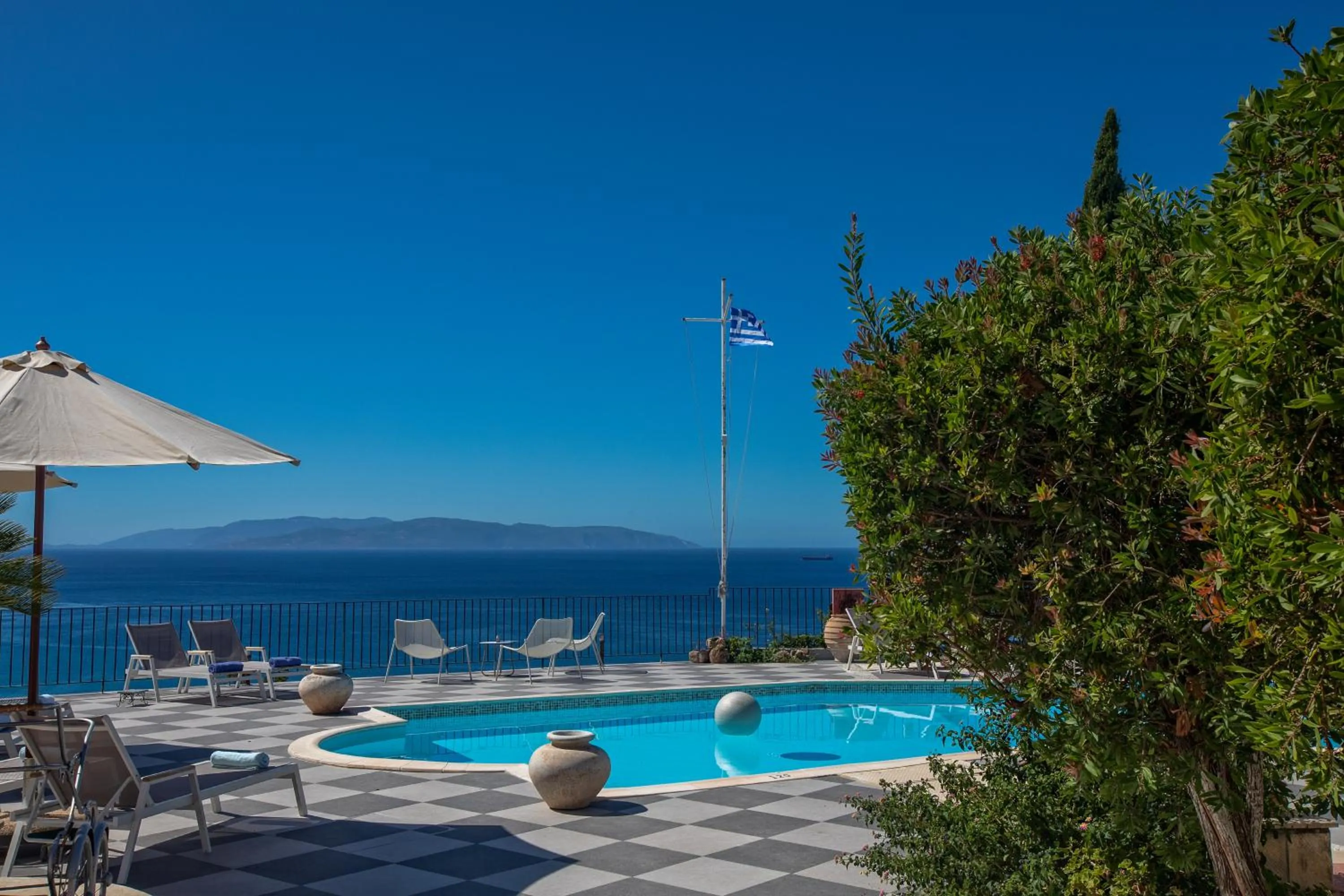 Swimming pool in Garbis Villas & Apartments