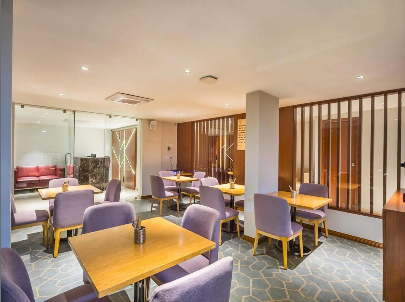 Restaurant/places to eat in De Mandarin