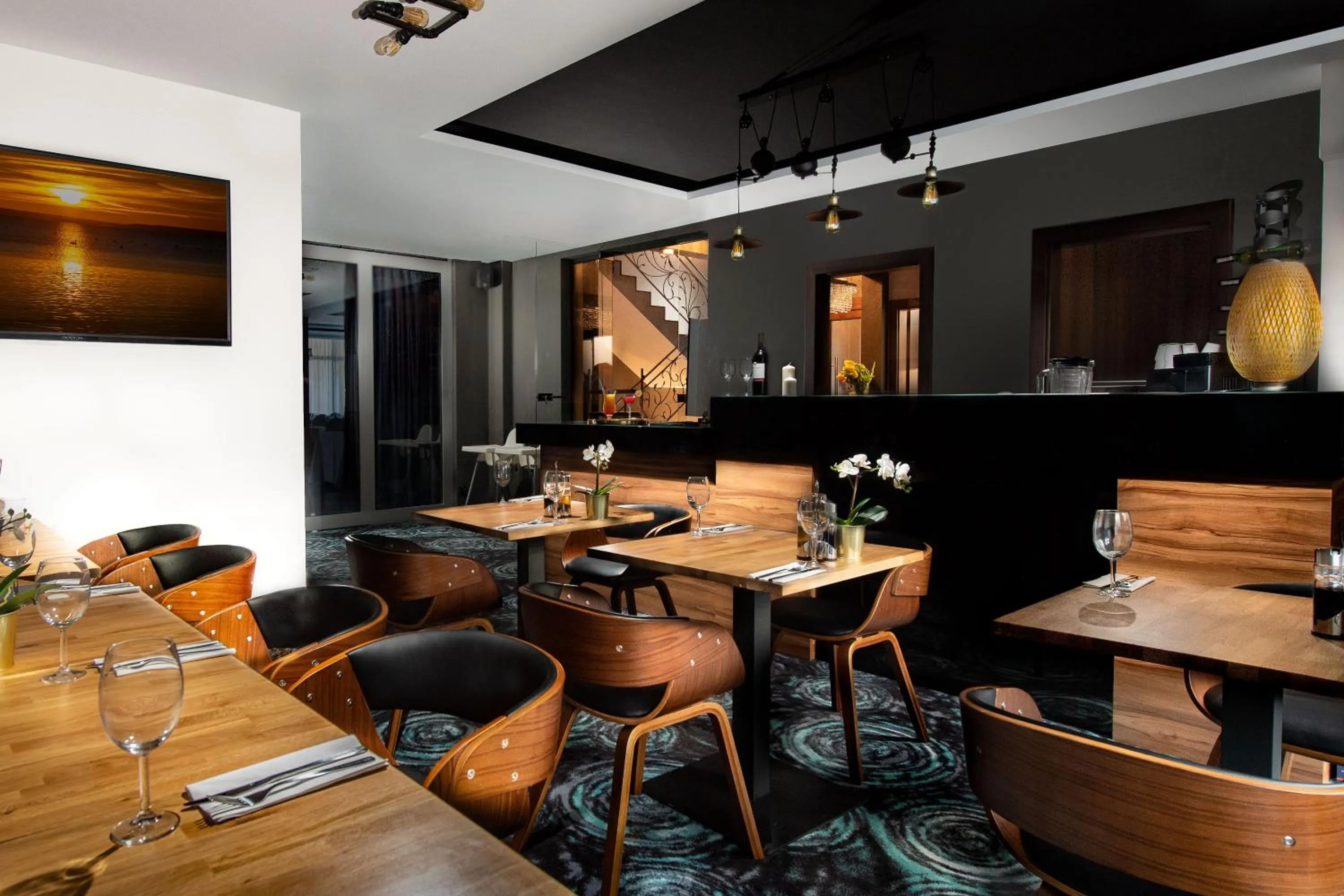 Restaurant/places to eat in Willa Pieńkowskich