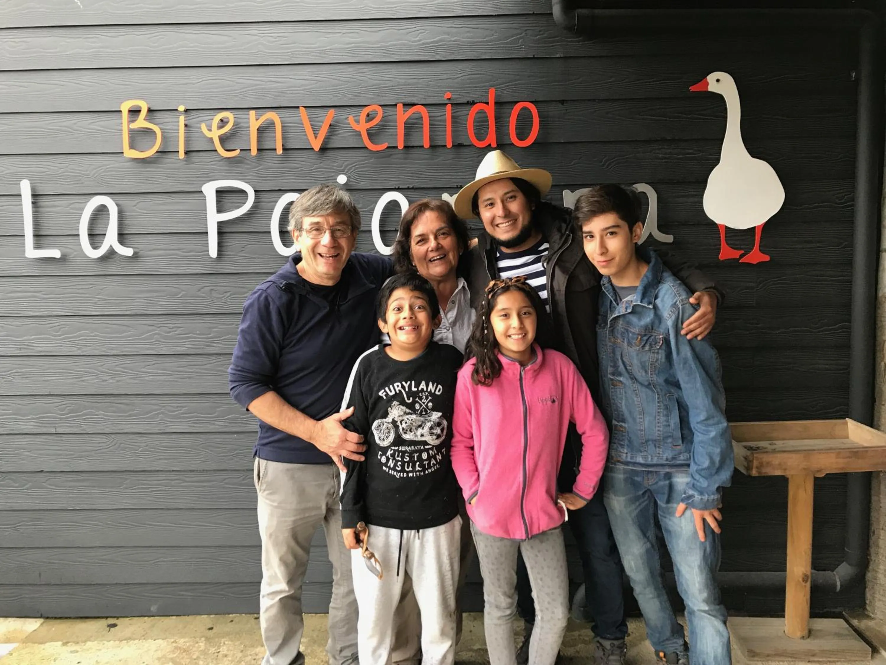 Guests in Parque la Pajarera