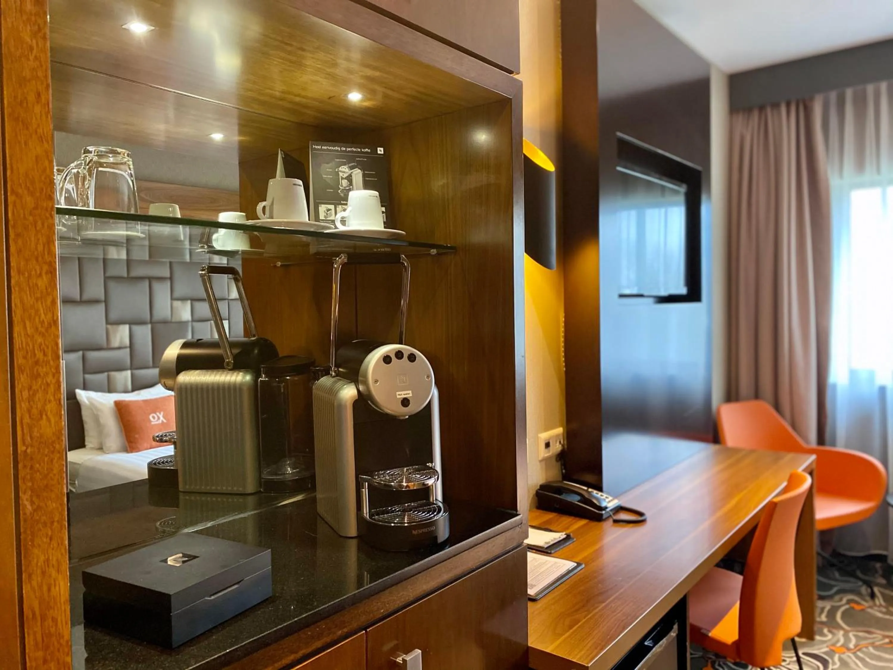 Coffee/tea facilities in XO Hotels Park West