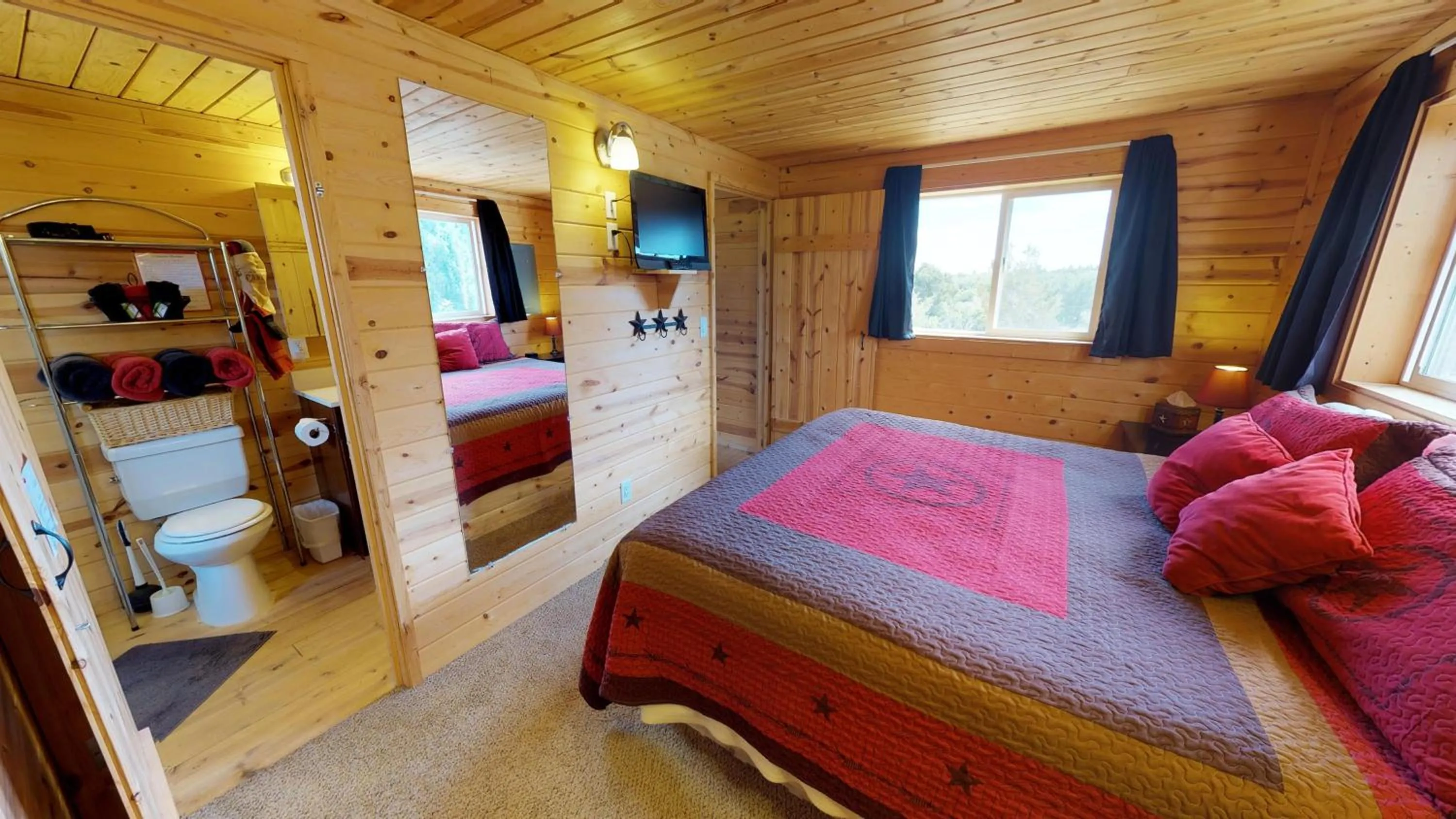 Bedroom, Bed in White Pine Cabin by Canyonlands Lodging