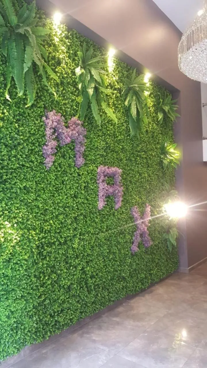 Logo/Certificate/Sign in Hotel Max