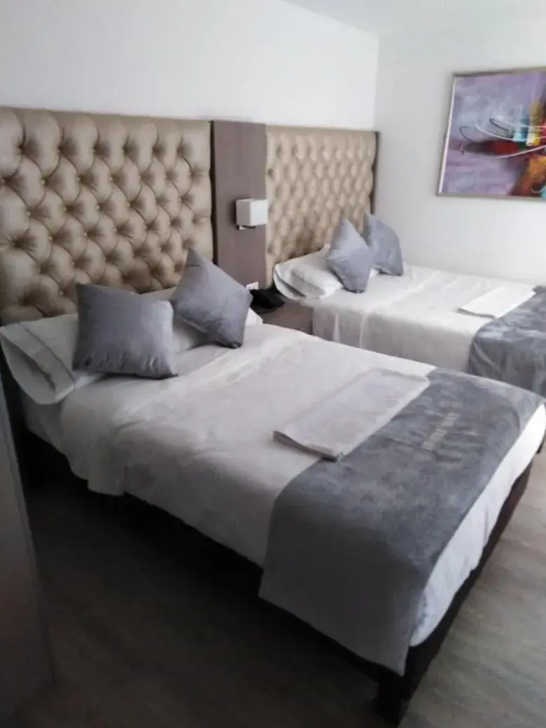 Twin Room - single occupancy in Hotel Max Twin Room - single occupancy in Hotel Max