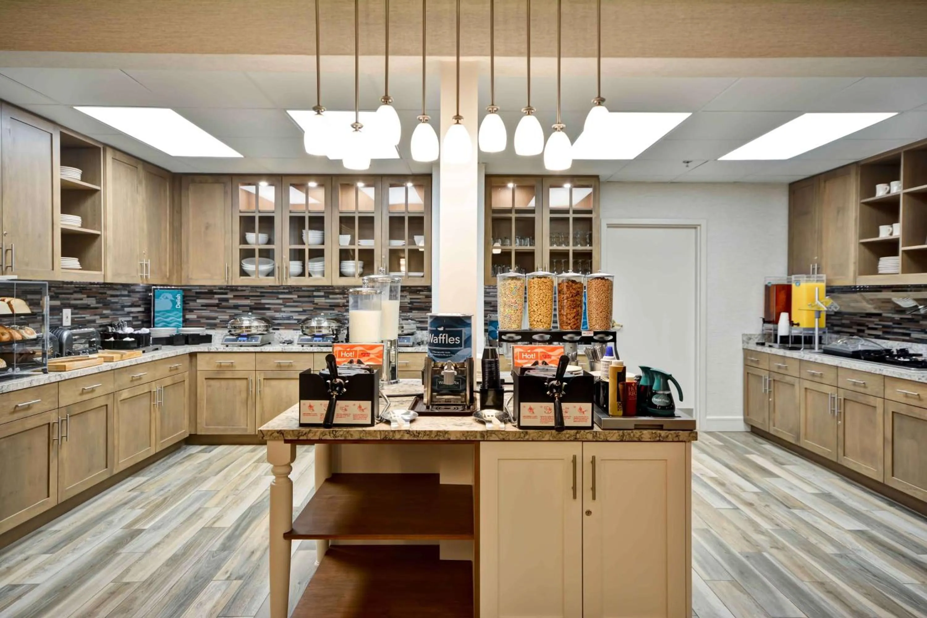 Breakfast in Homewood Suites by Hilton San Antonio Northwest