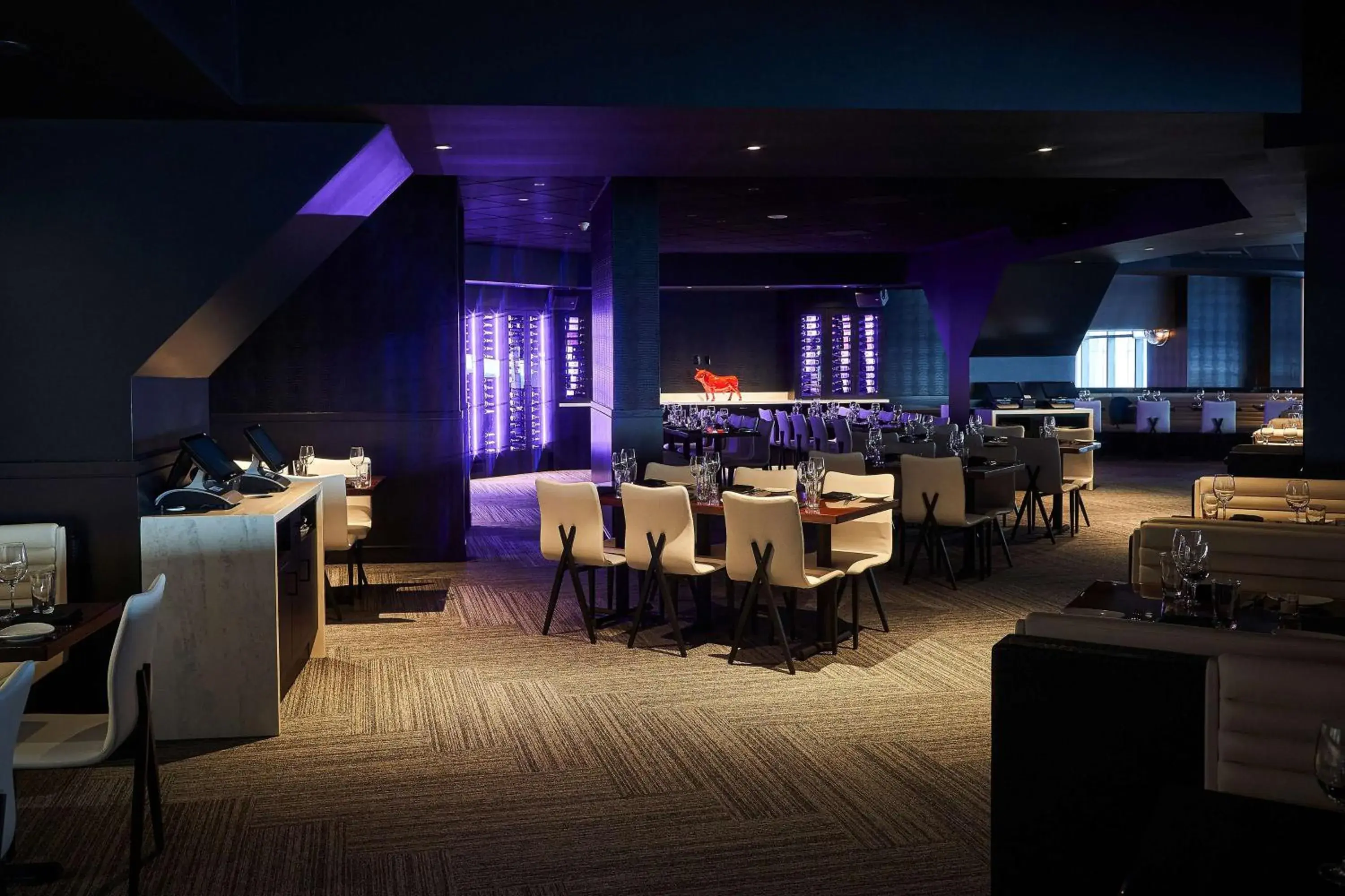 Restaurant/places to eat in Embassy Suites by Hilton Niagara Falls/ Fallsview Restaurant/places to eat in Embassy Suites by Hilton Niagara Falls/ Fallsview