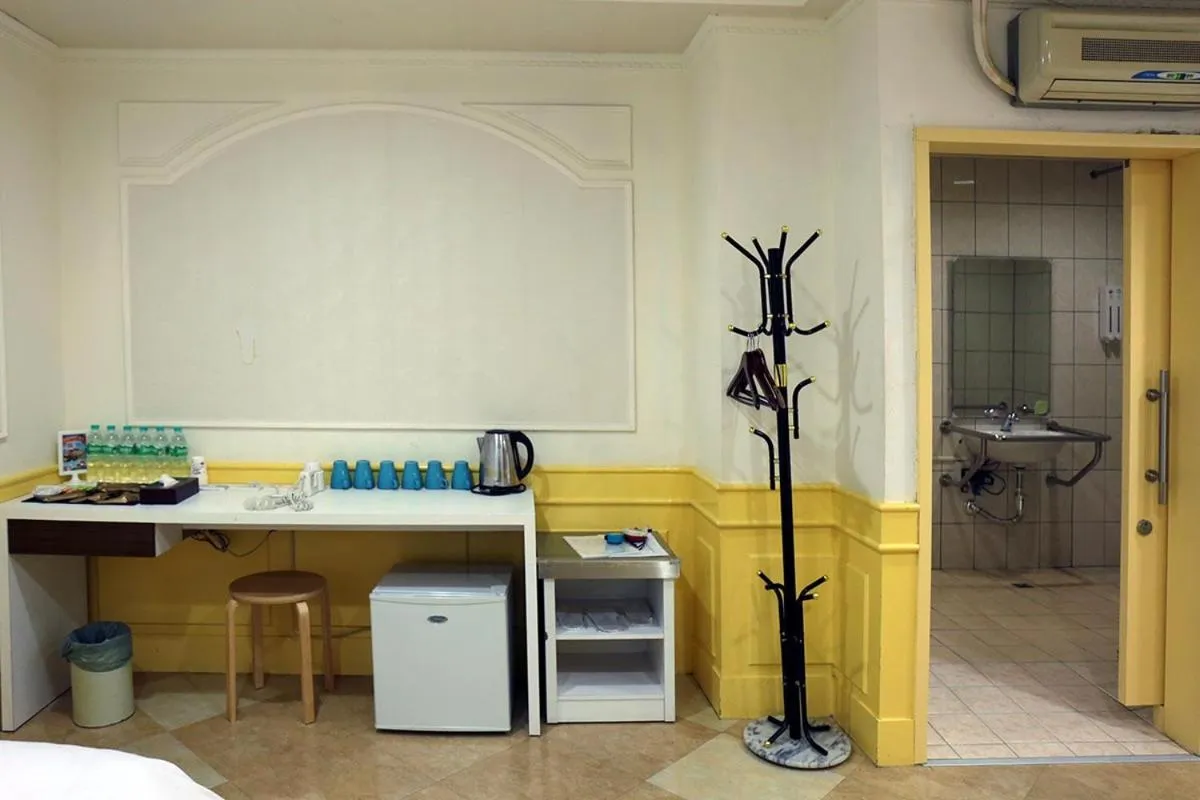 Photo of the whole room in 柜富賓王旅店-台北館 Giant Rich King Plaza Hotel