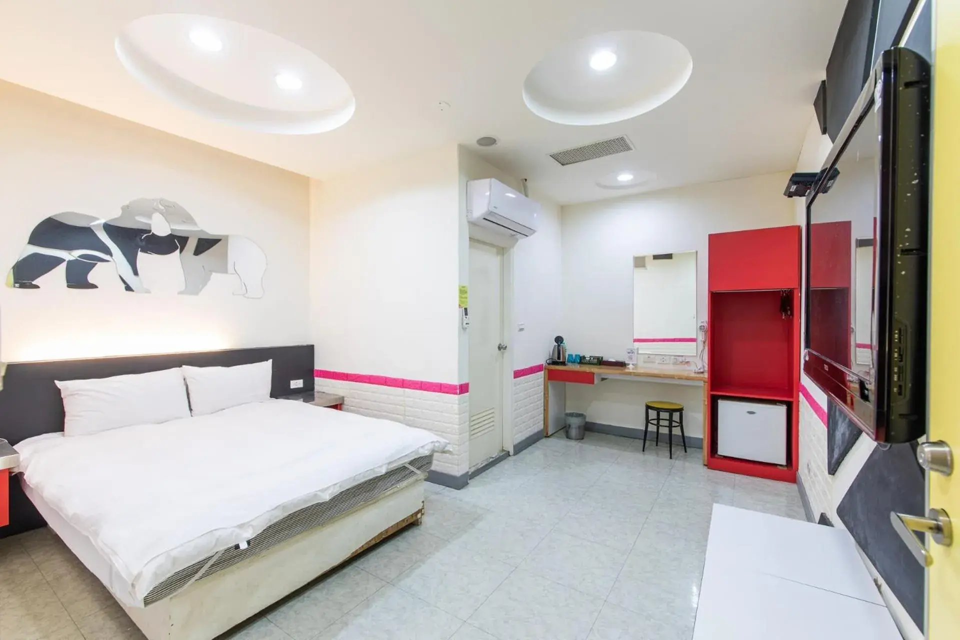 Bed in 柜富賓王旅店-台北館 Giant Rich King Plaza Hotel Bed in 柜富賓王旅店-台北館 Giant Rich King Plaza Hotel