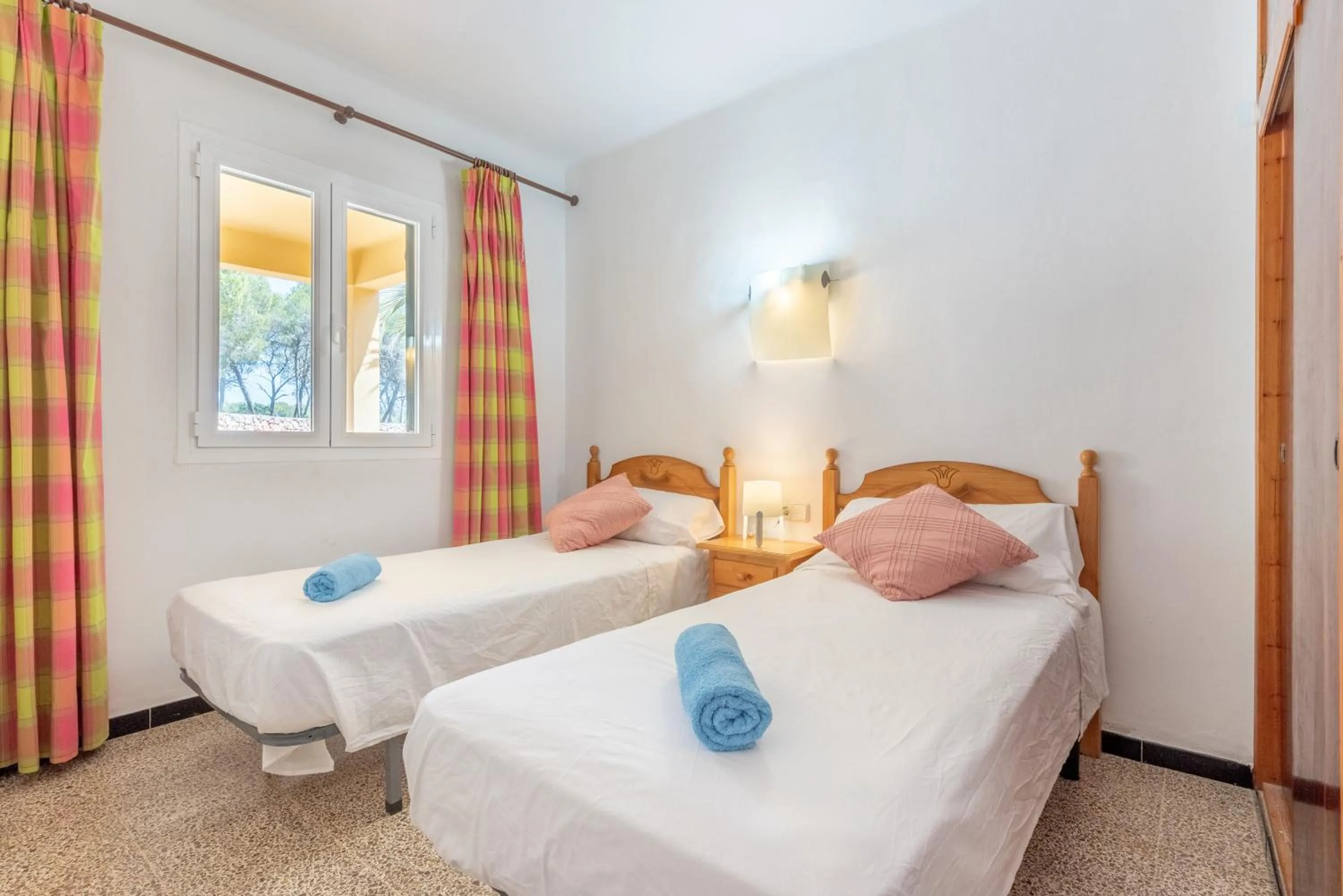 Property building, Bed in Villa Del Mar Mondrago
