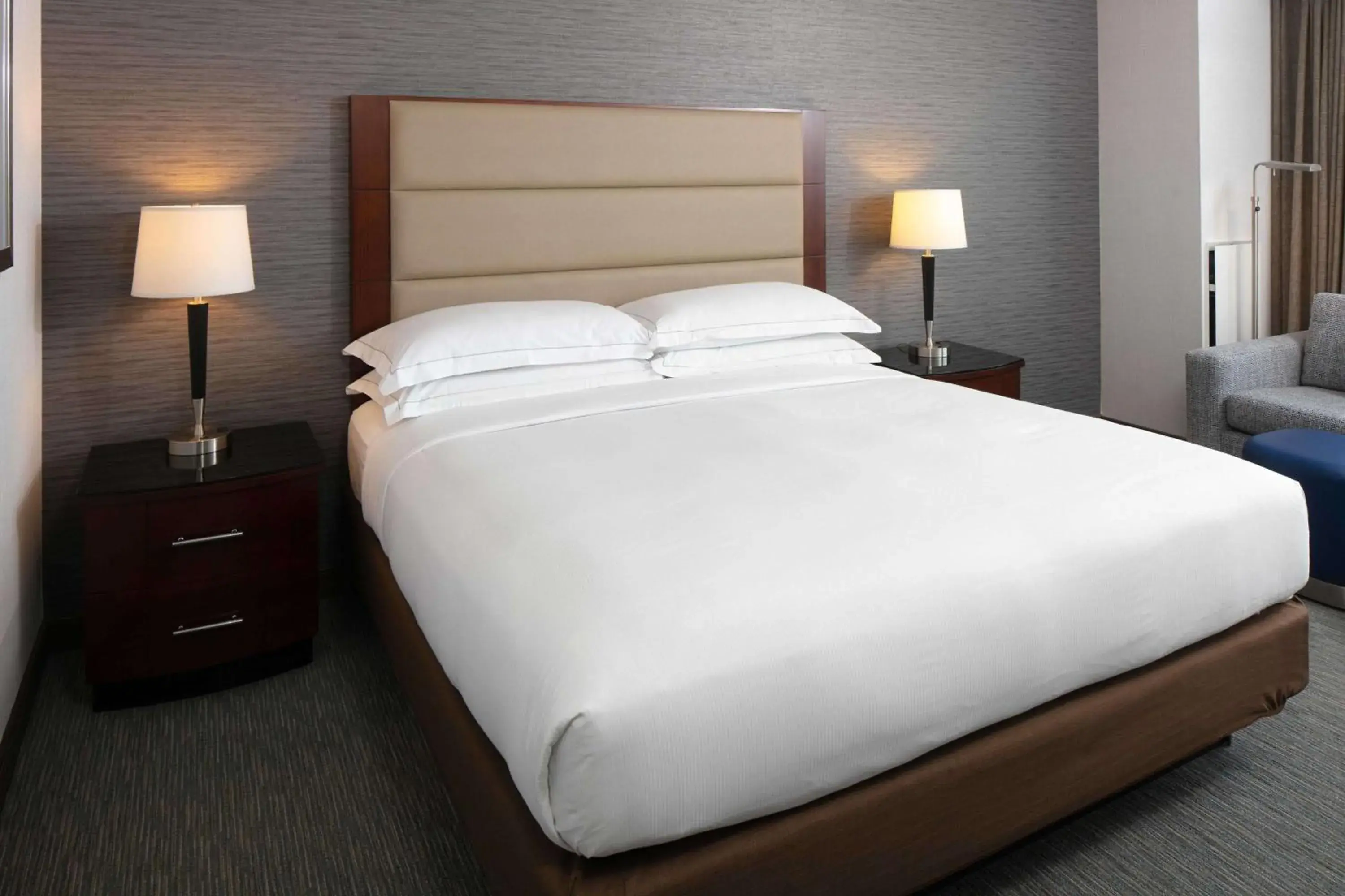 Bed in Hilton Minneapolis Bloomington Bed in Hilton Minneapolis Bloomington