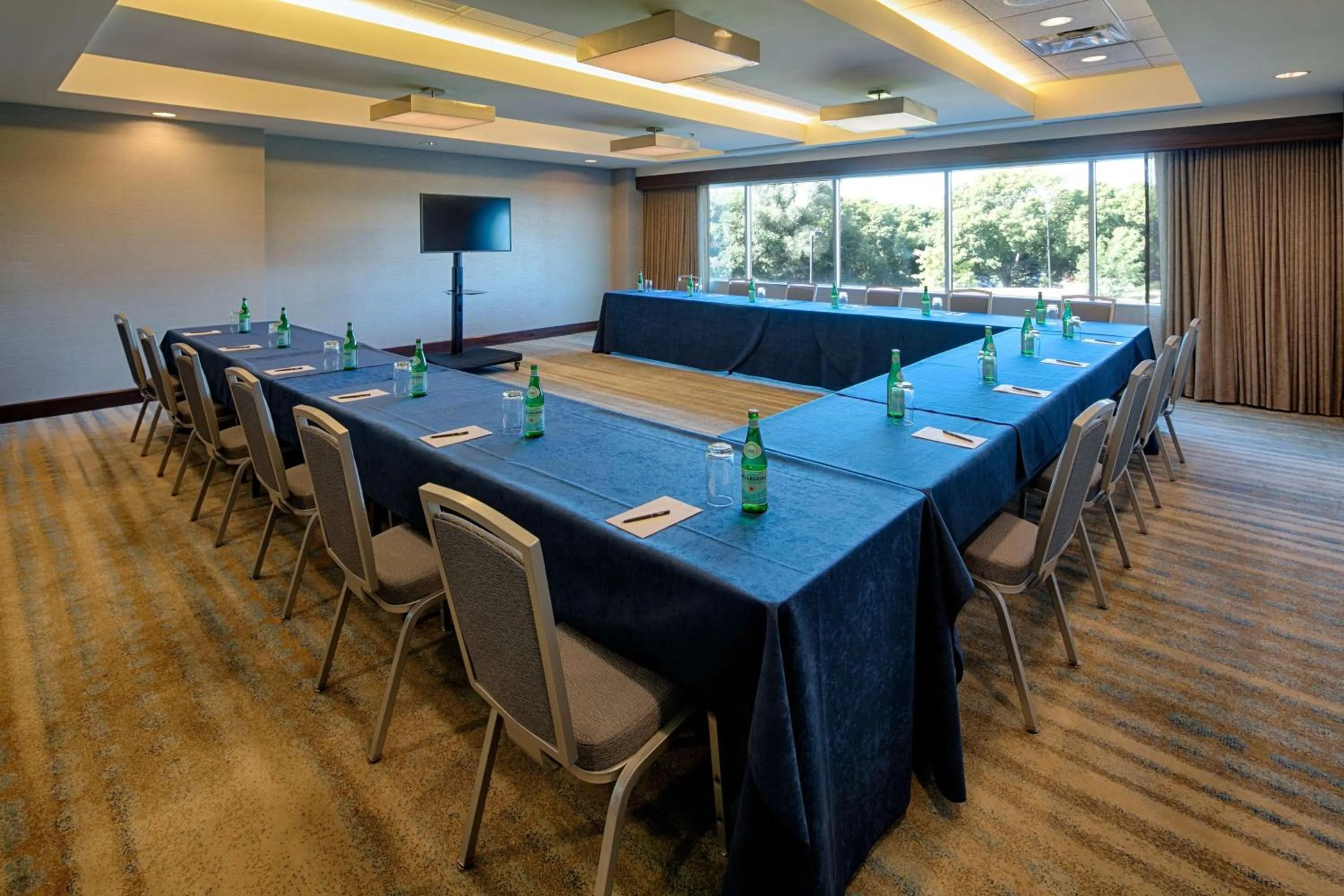 Meeting/conference room in Hilton Minneapolis Bloomington