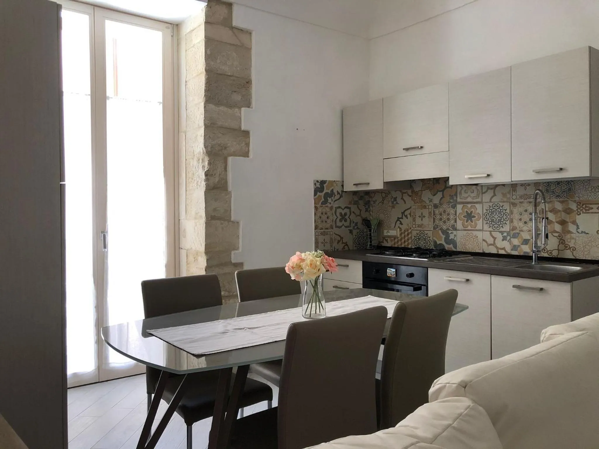 Dining area in La Gemma di Ortigia