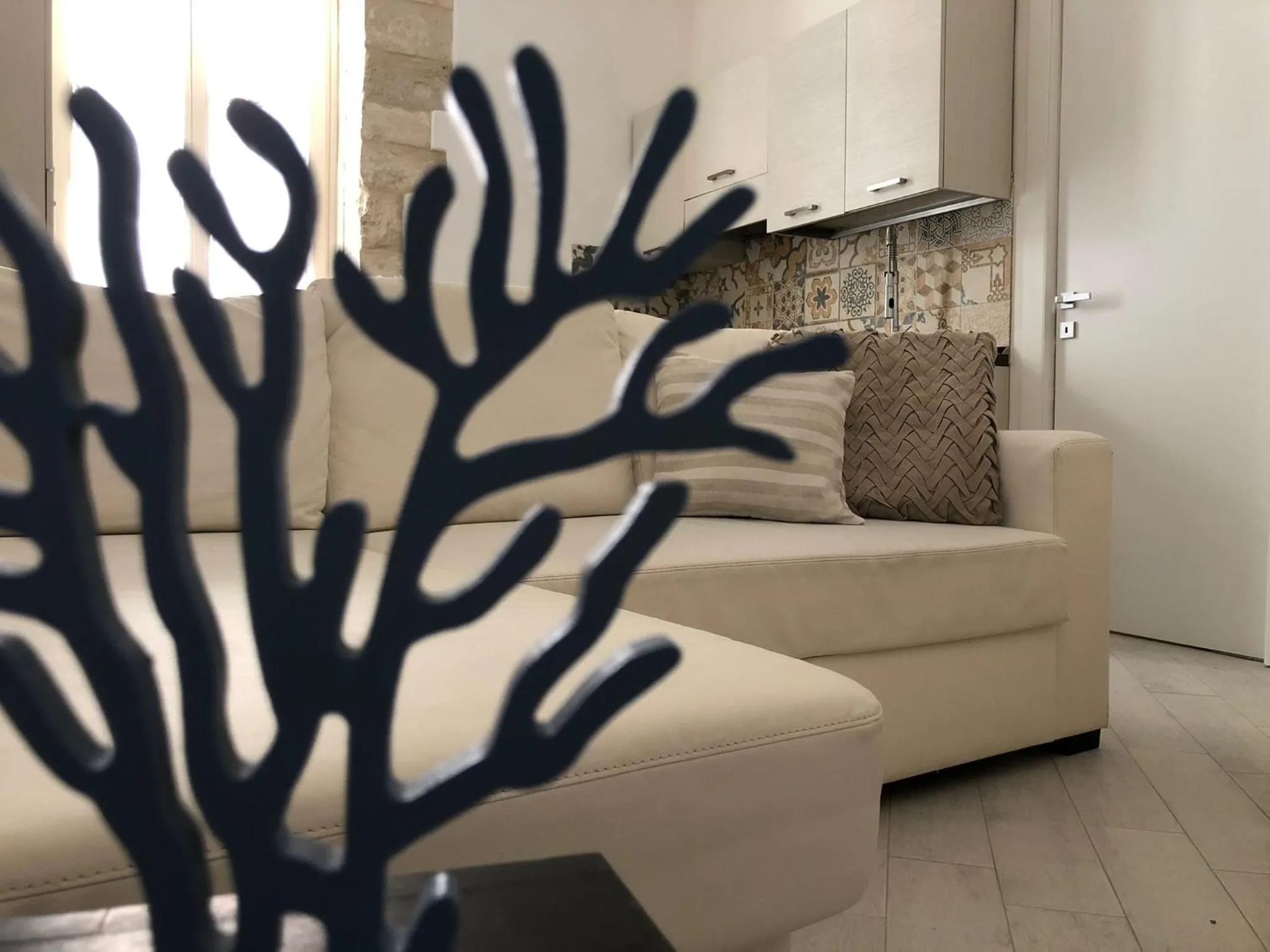 Seating area in La Gemma di Ortigia