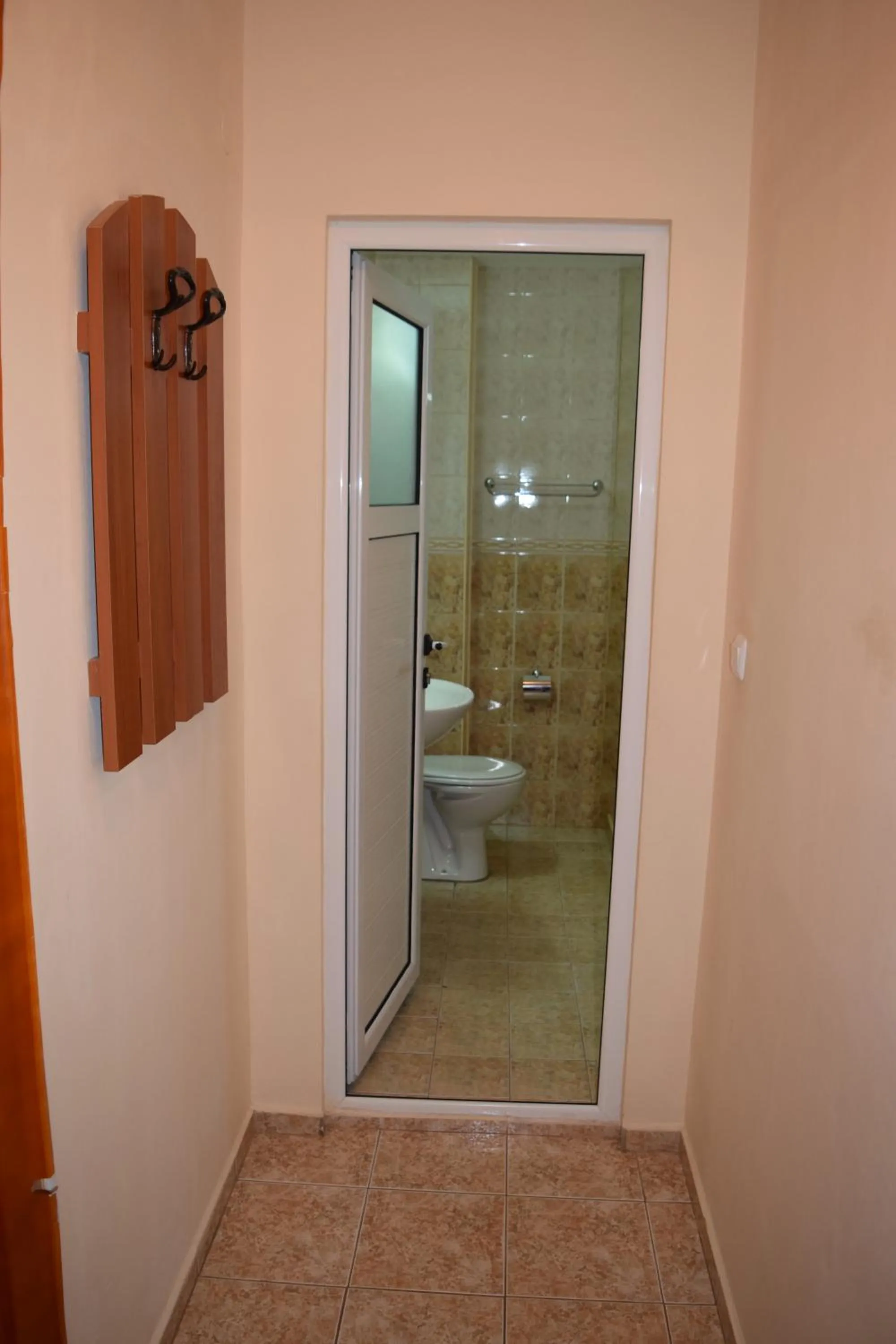 Shower in Family Hotel Chris