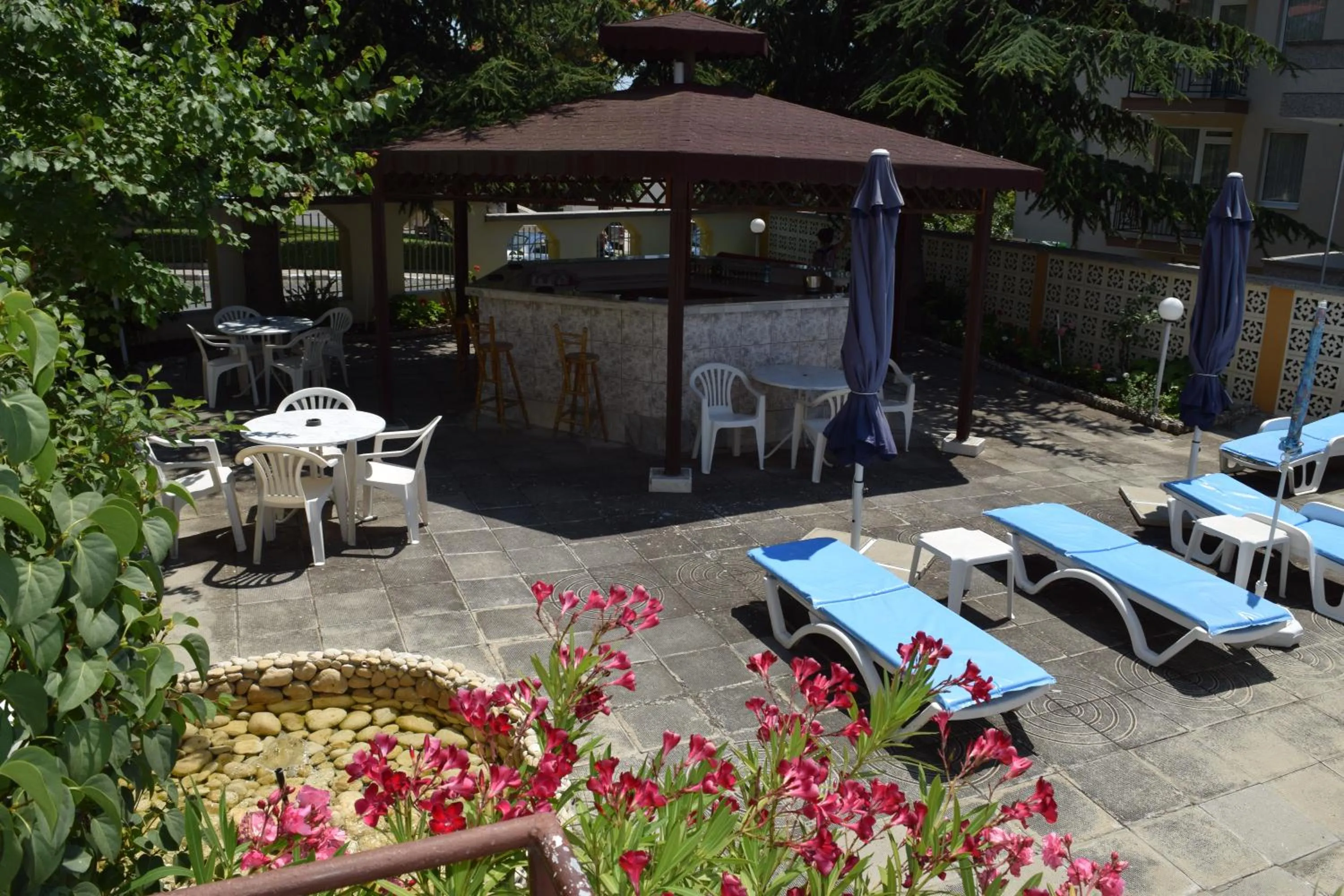 Swimming pool in Family Hotel Chris