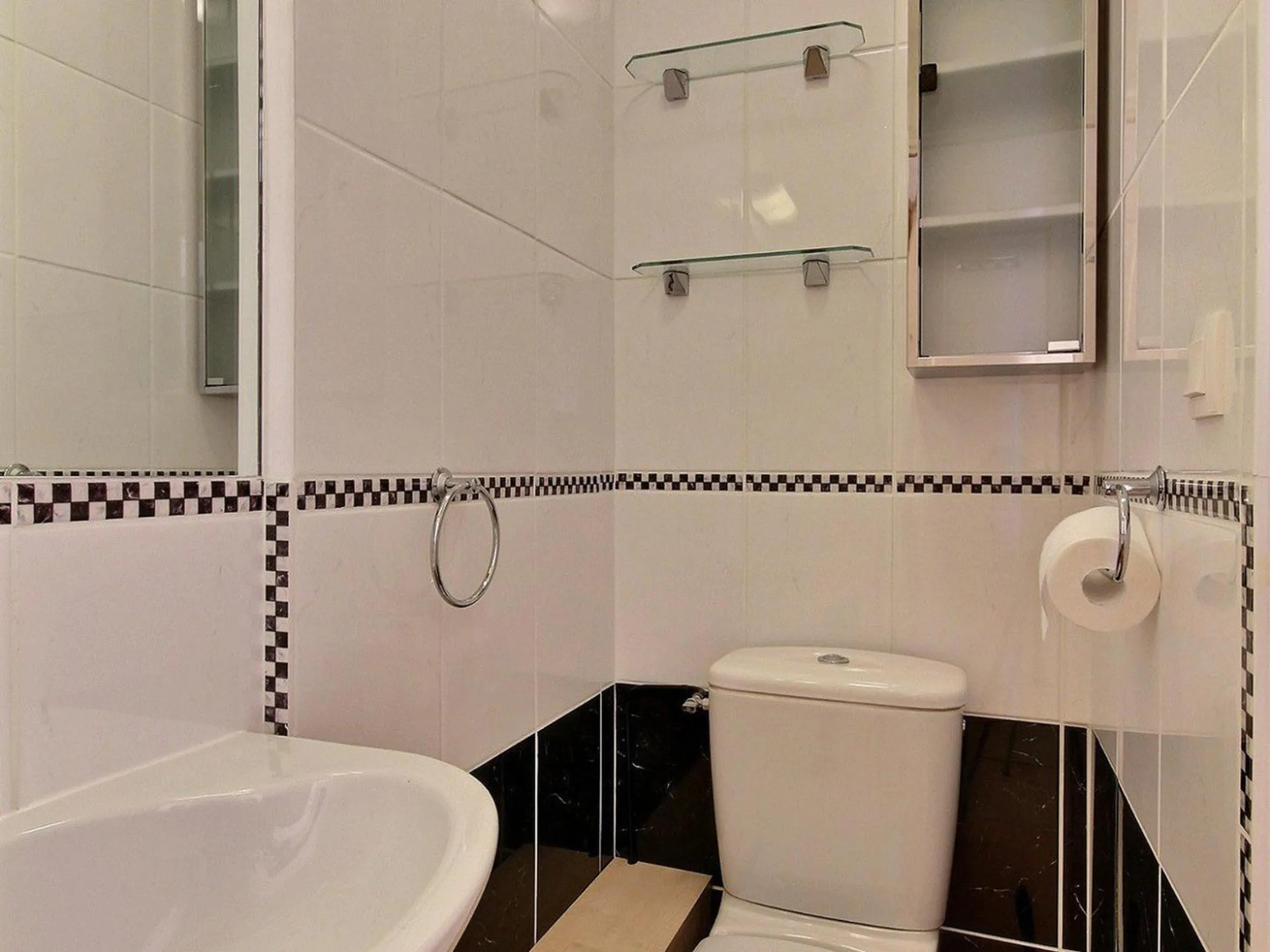 Appartement rénové 2 pièces au pied des pistes, balcon sud, pour 4 personnes - FR-1-455-139