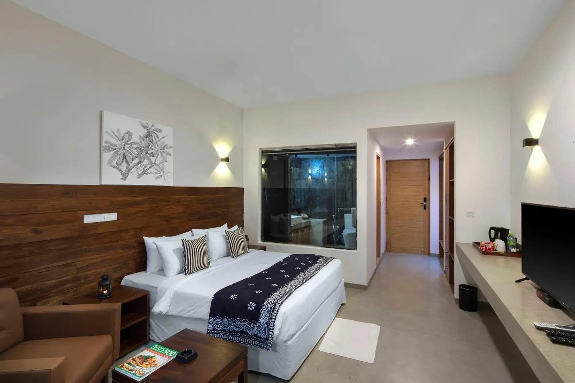 Deluxe Double Room with Balcony and Sea View in Serendivi Resort Villa Deluxe Double Room with Balcony and Sea View in Serendivi Resort Villa