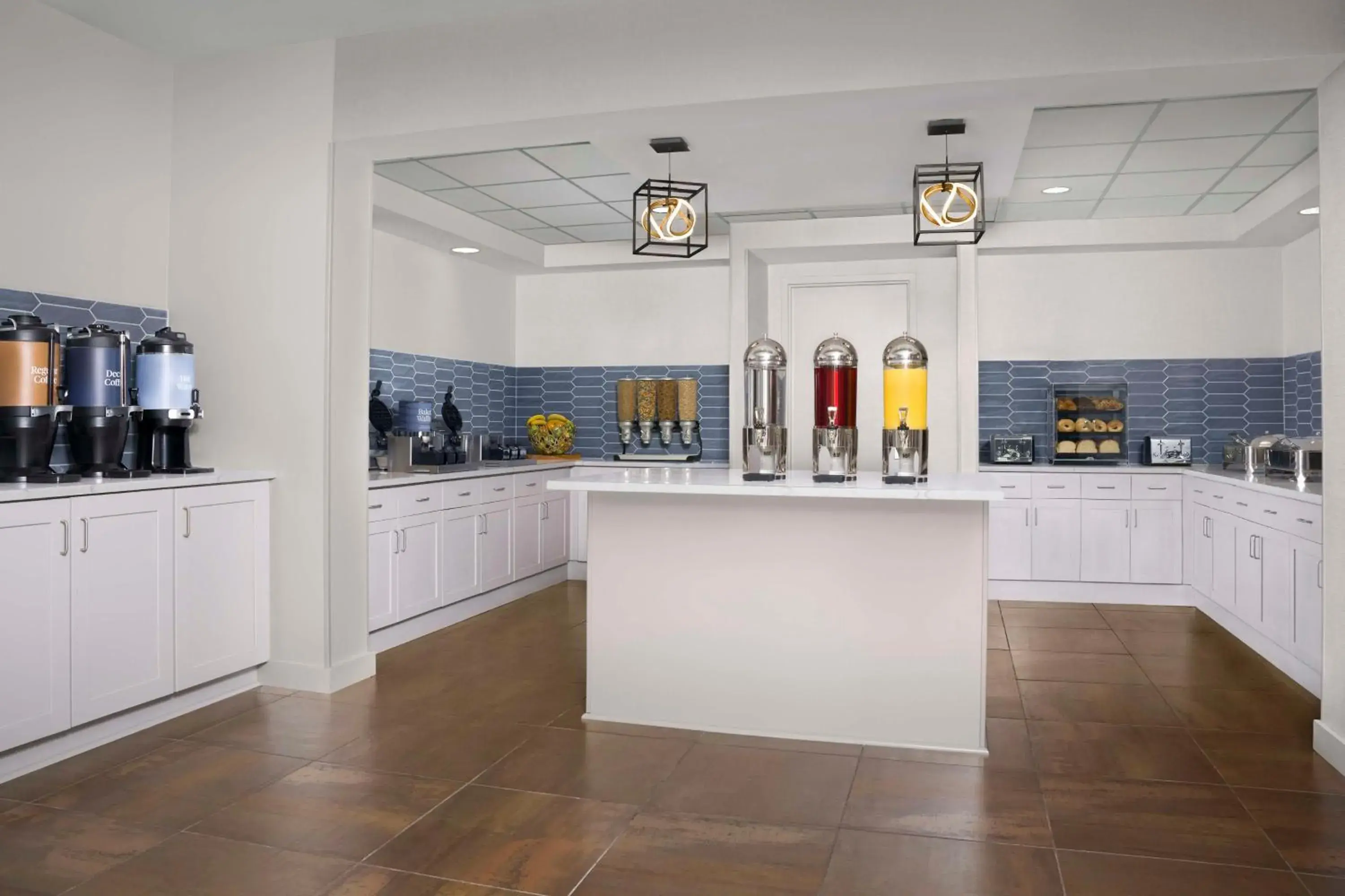 Breakfast in Homewood Suites by Hilton Omaha - Downtown Breakfast in Homewood Suites by Hilton Omaha - Downtown