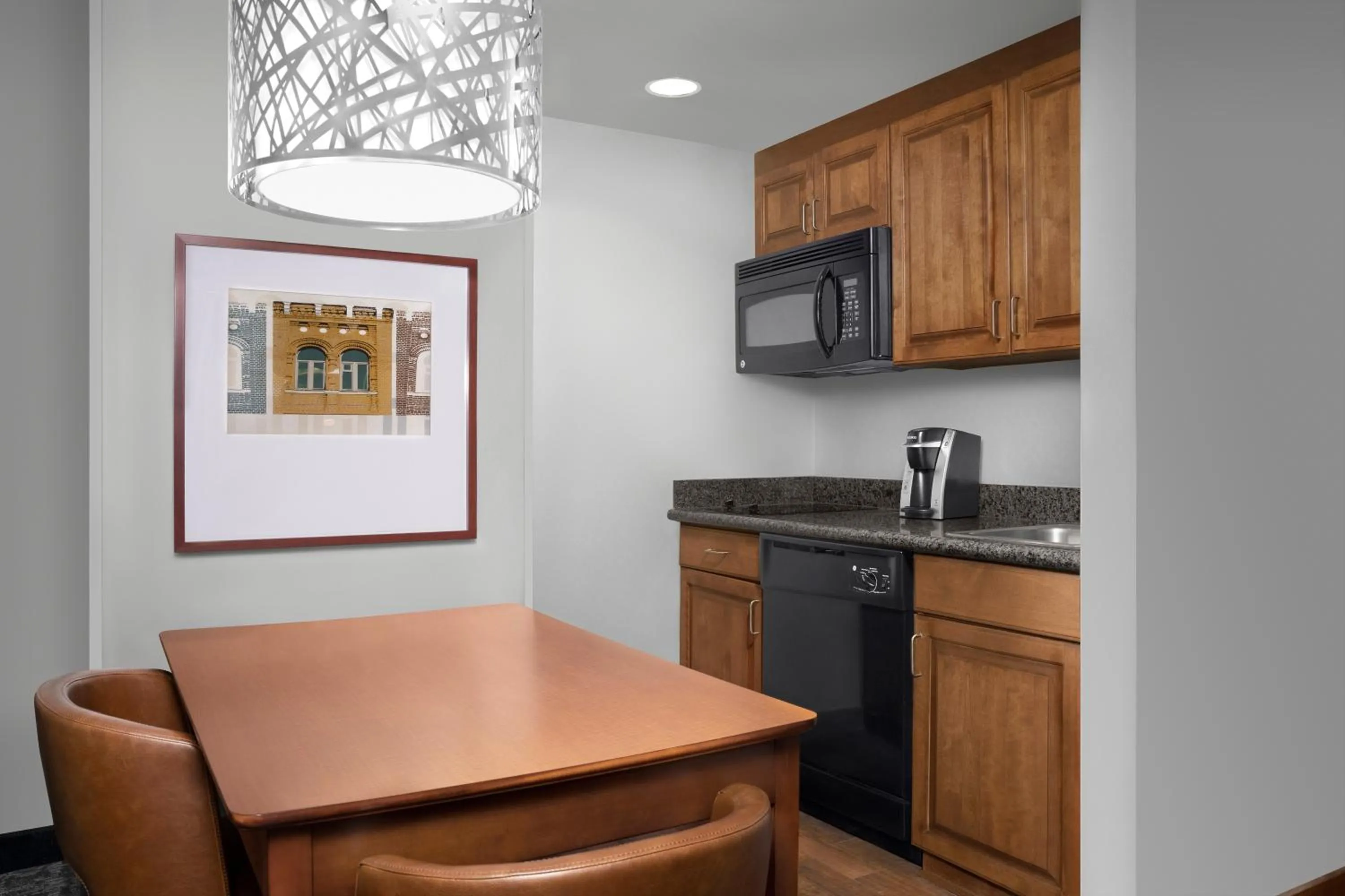 kitchen in Homewood Suites by Hilton Omaha - Downtown