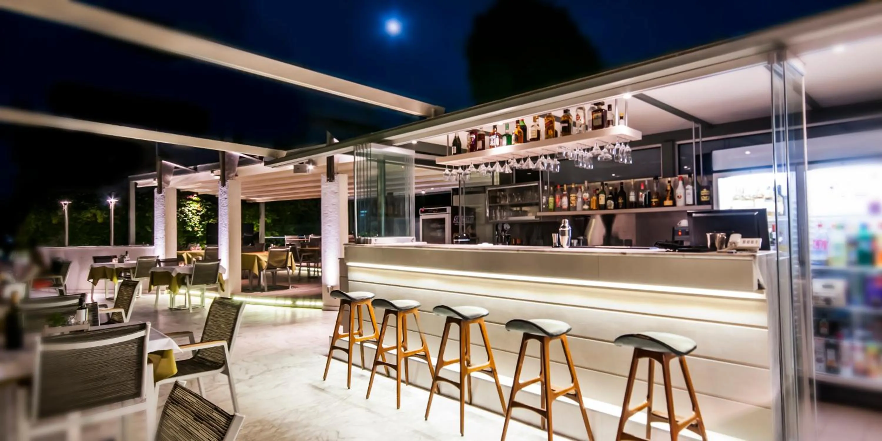 Lounge or bar in Forum Suites