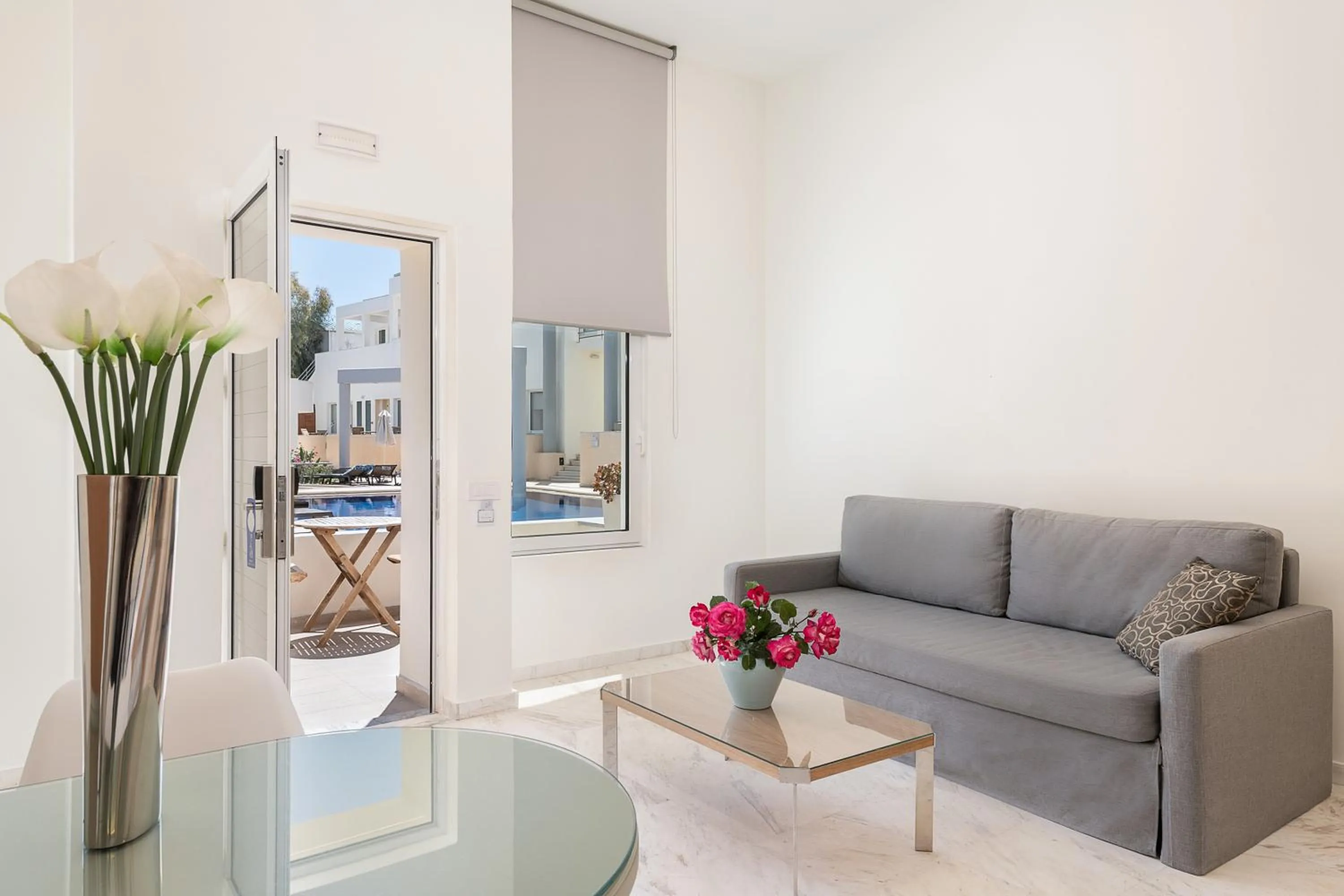 Pool view in Forum Suites