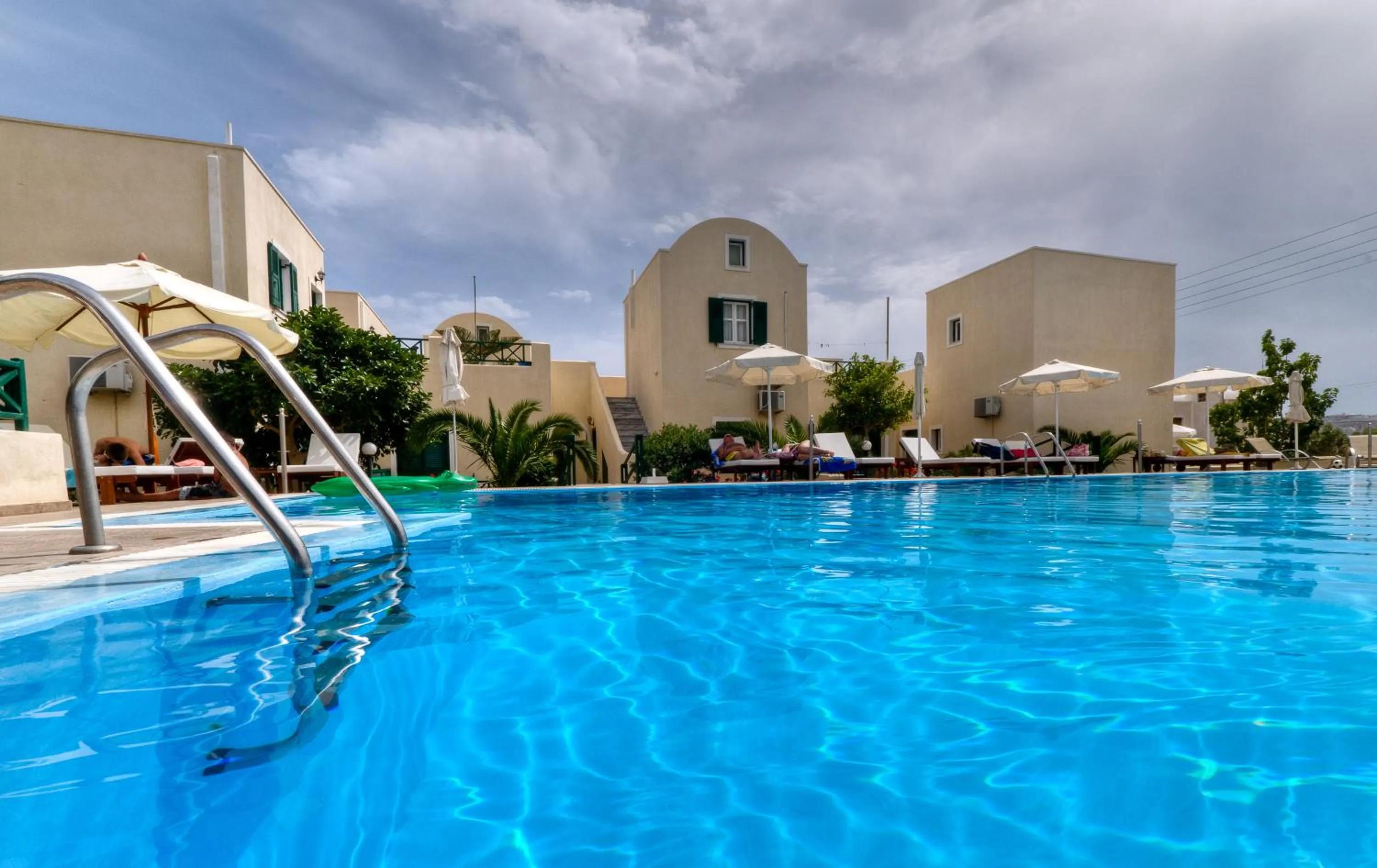 Swimming pool in Phevos Villa