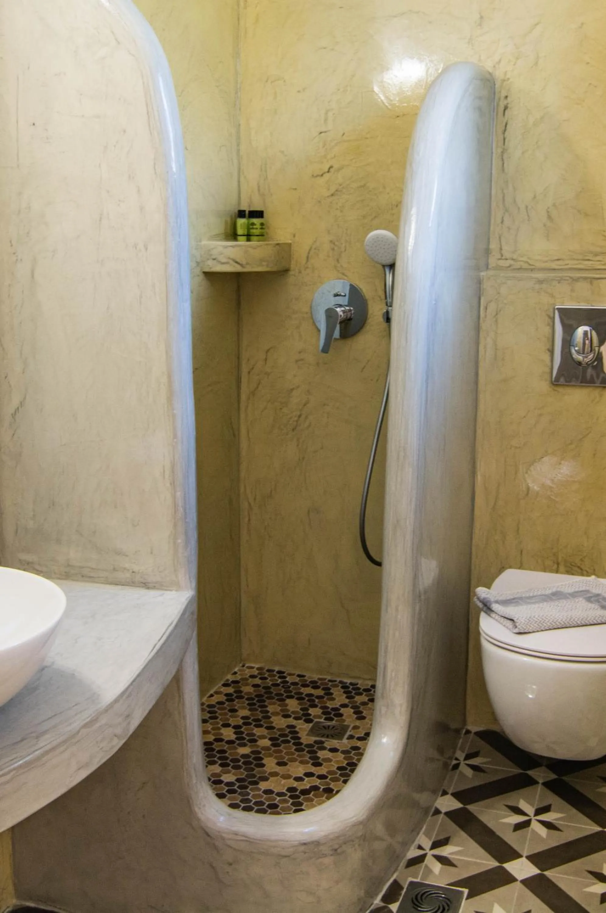 Shower in Phevos Villa