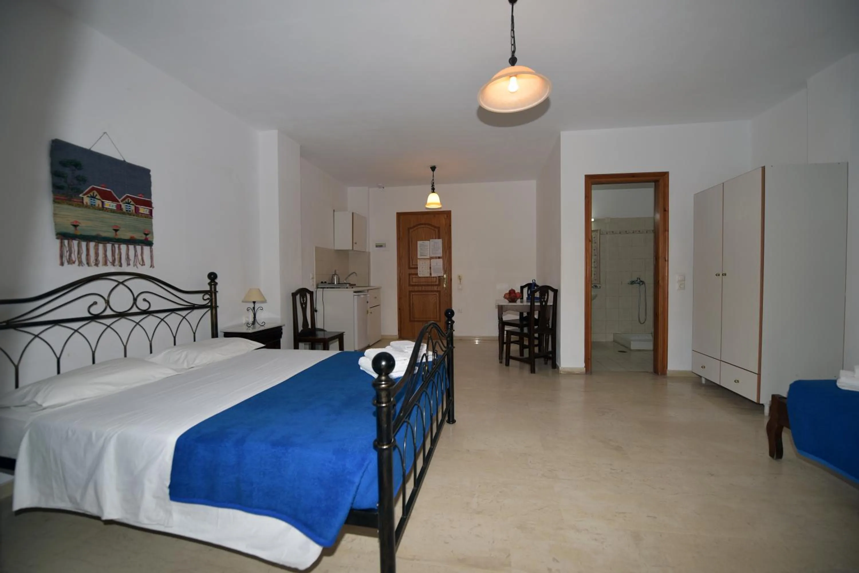 Photo of the whole room, Bed in Sunflower ApartHotel