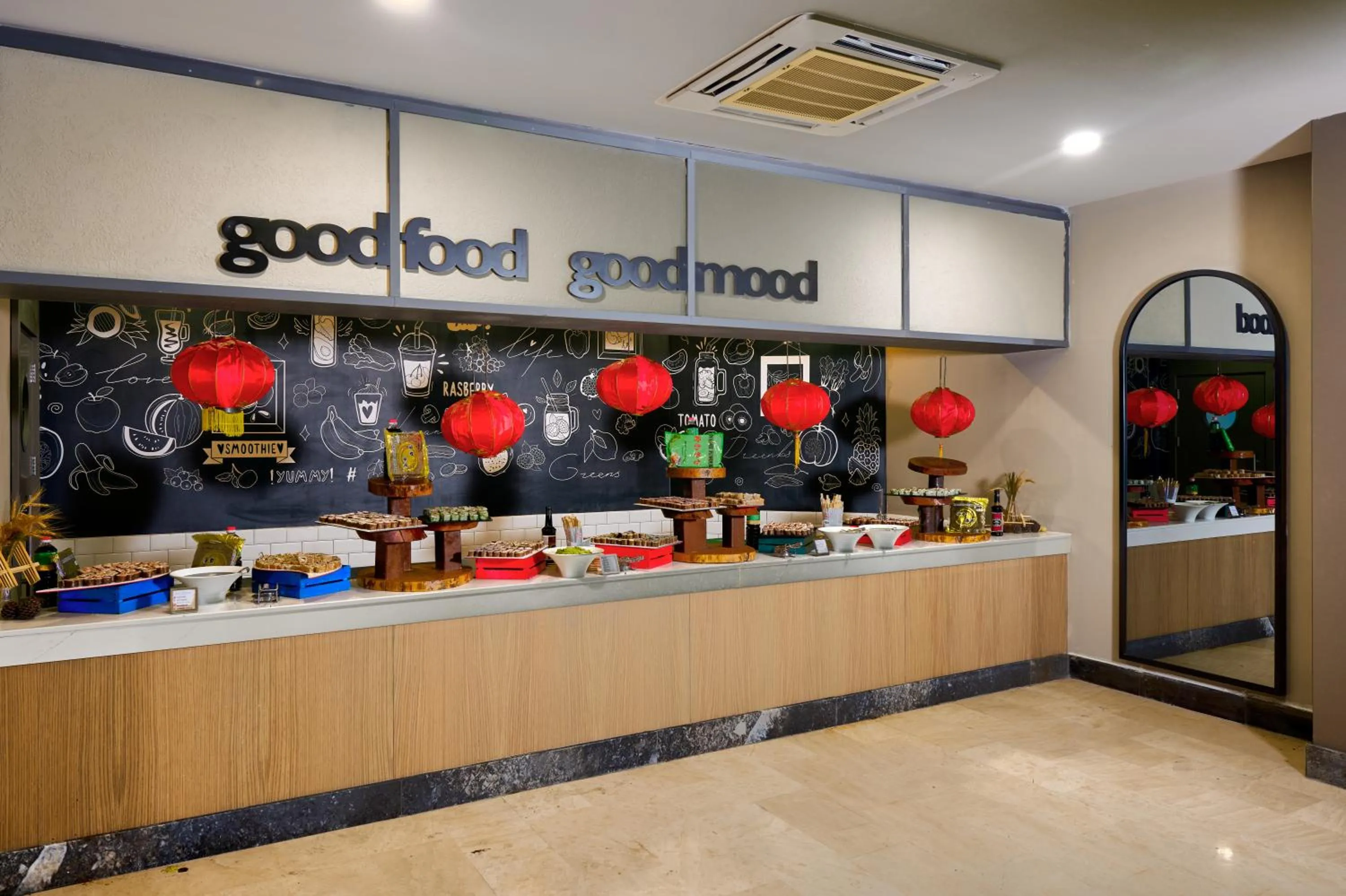 Restaurant/places to eat in Seaden Sea Planet Resort & Spa