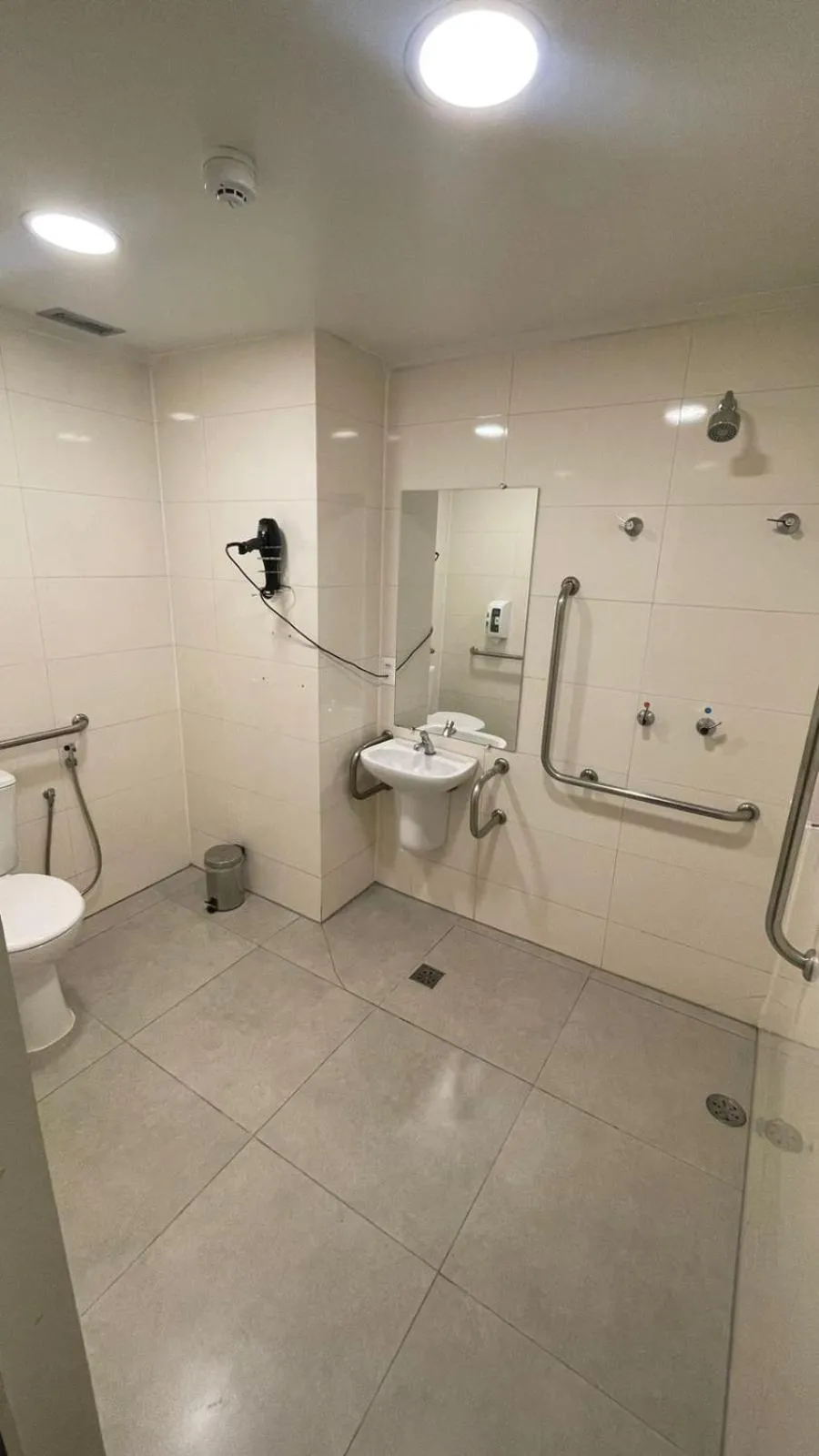 Shower in Hotel Aero Sleep Campinas