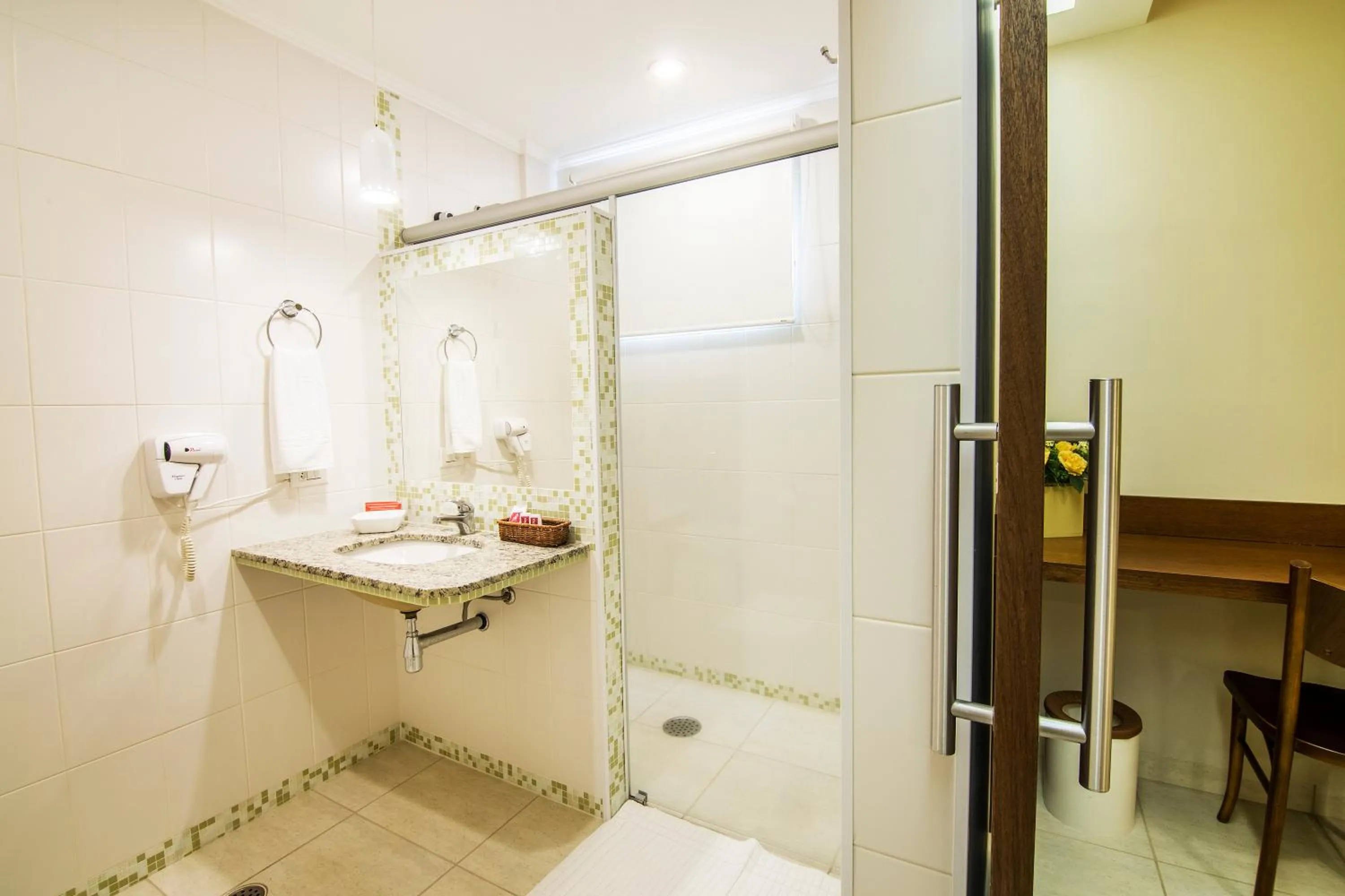 Photo of the whole room in JR Hotel