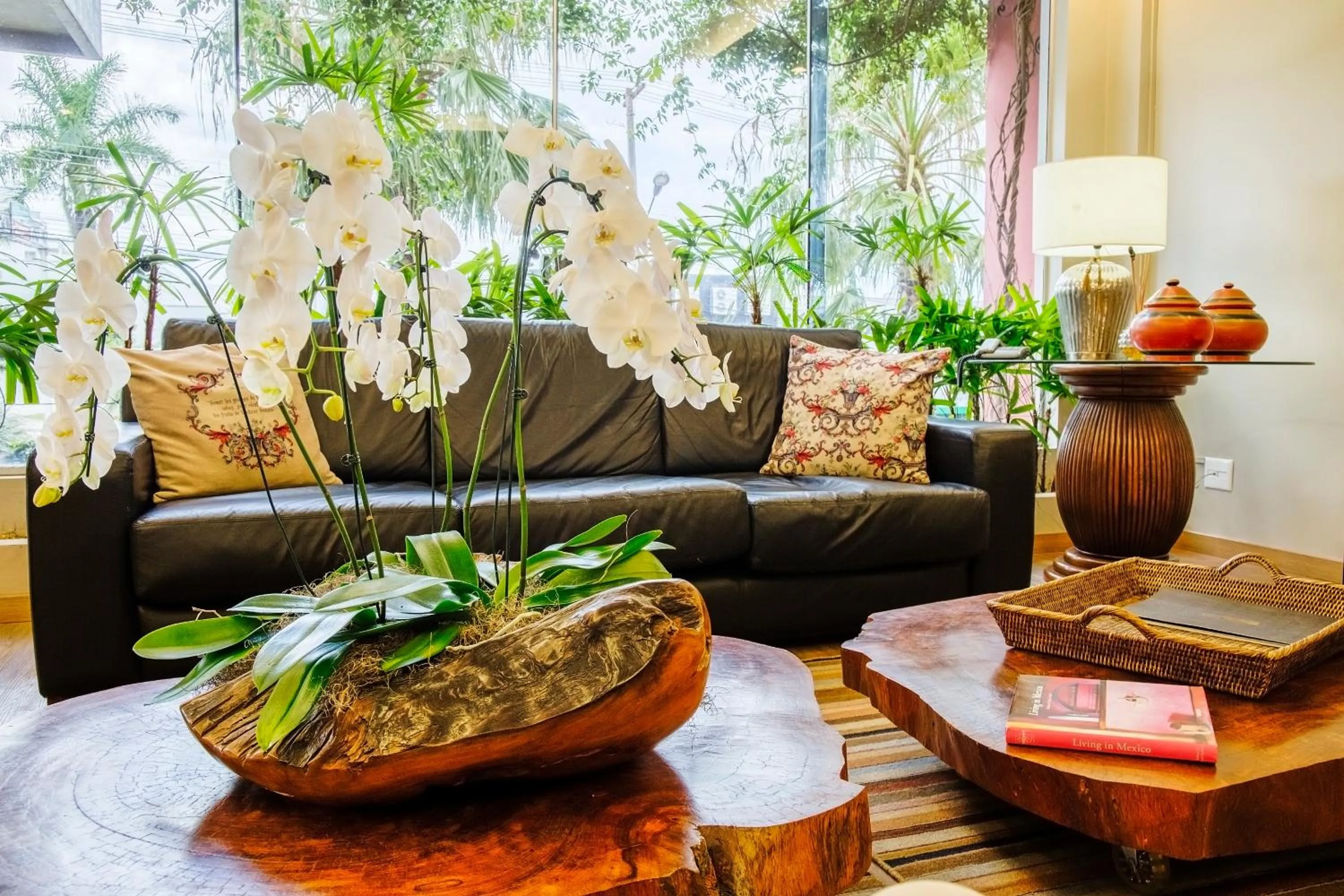 Living room in JR Hotel