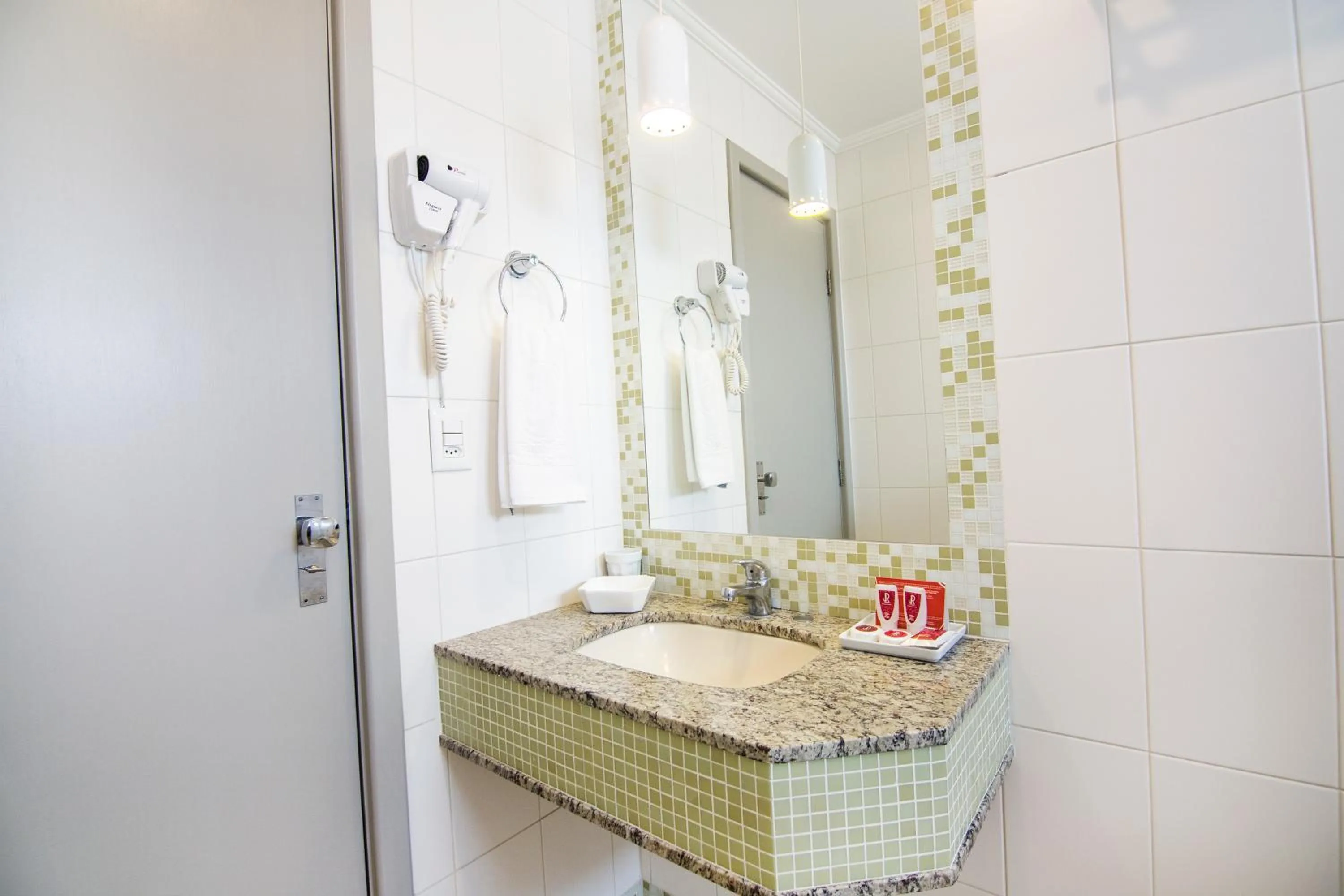 Bathroom in JR Hotel