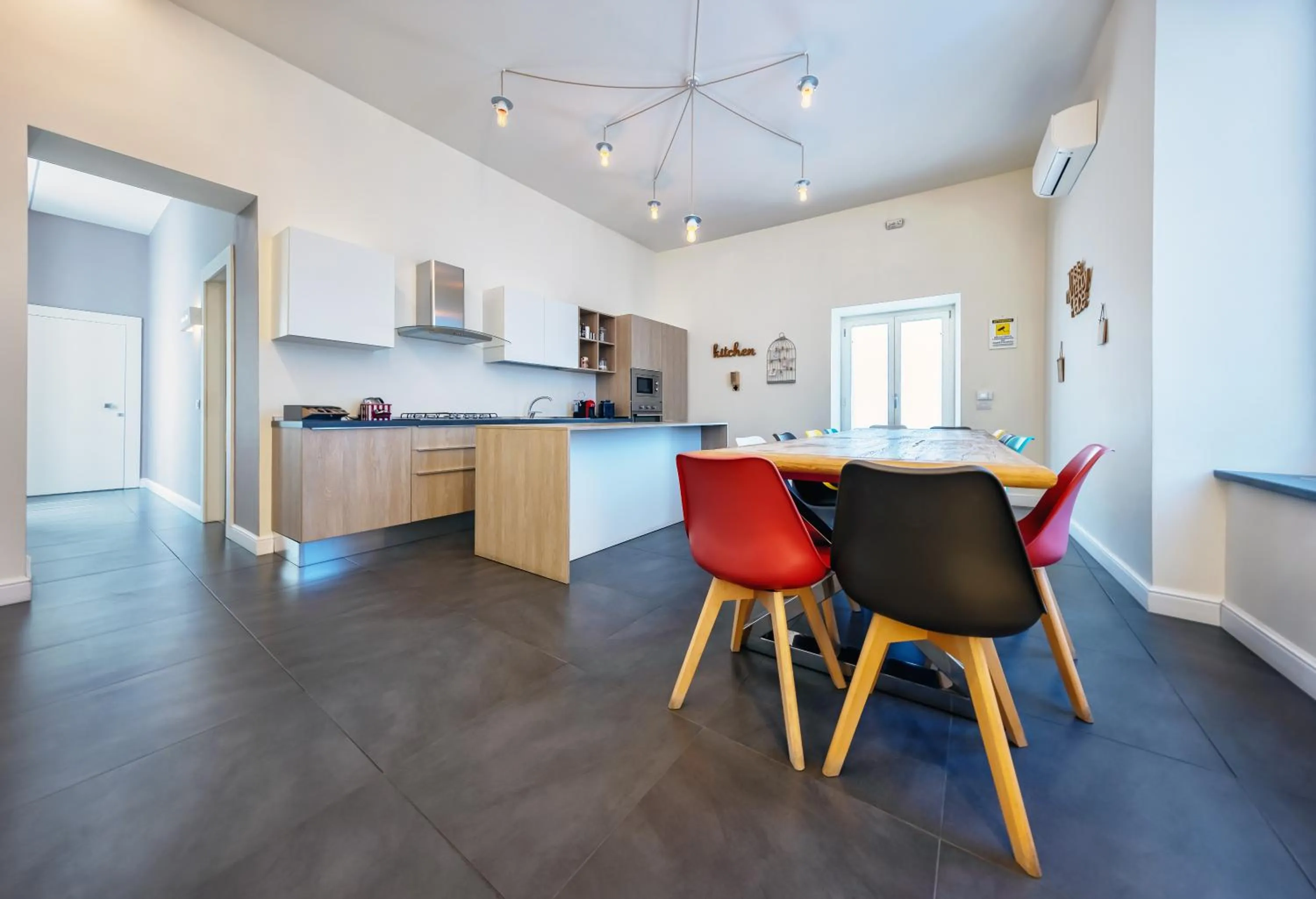 Seating area in Napoli Squares Suites